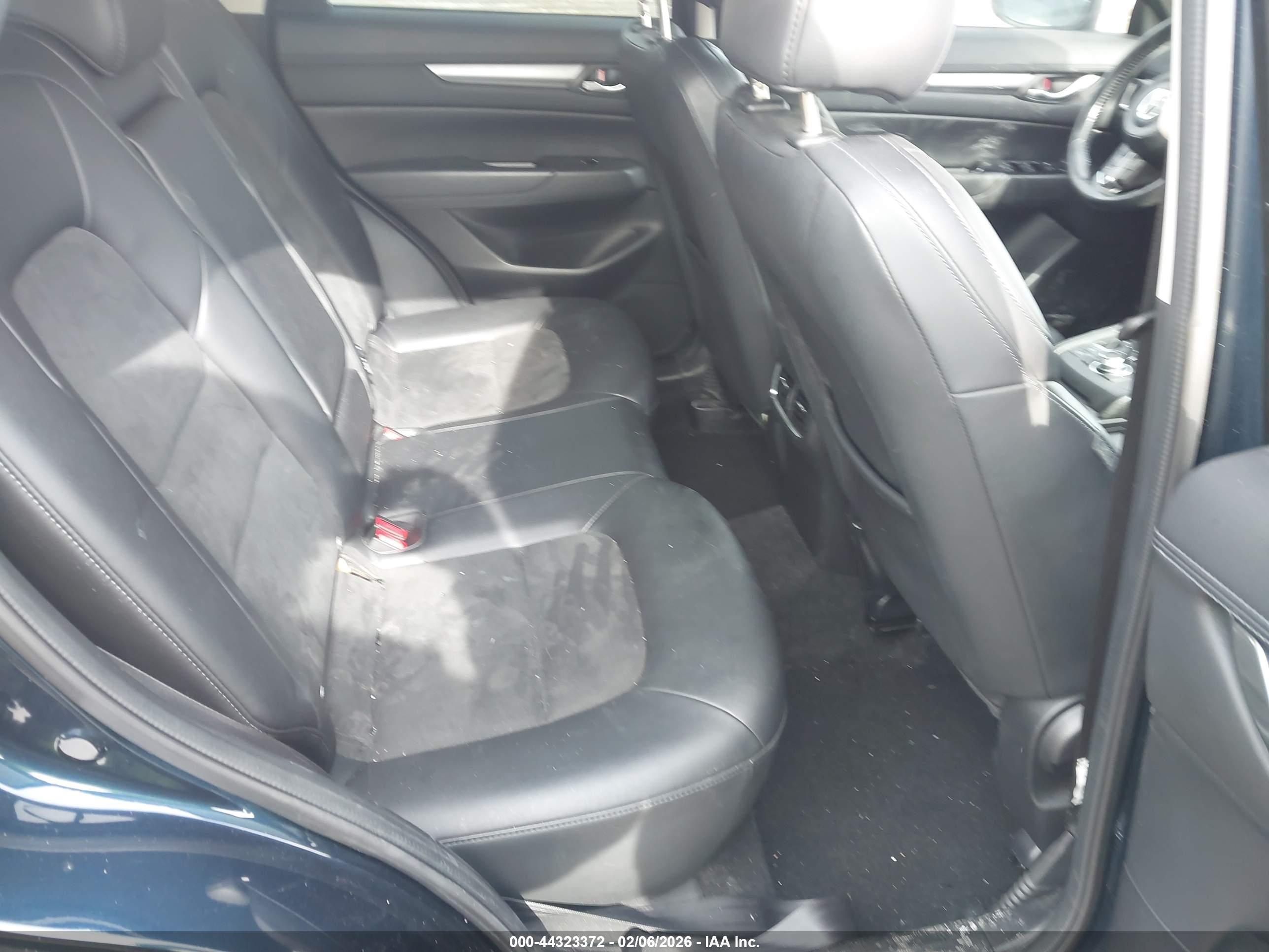 MAZDA CX-5 image 8