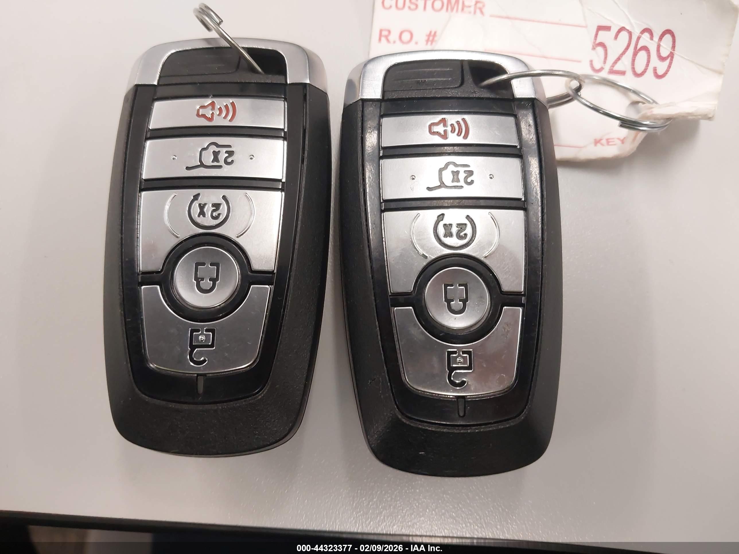 FORD EXPEDITION image 11