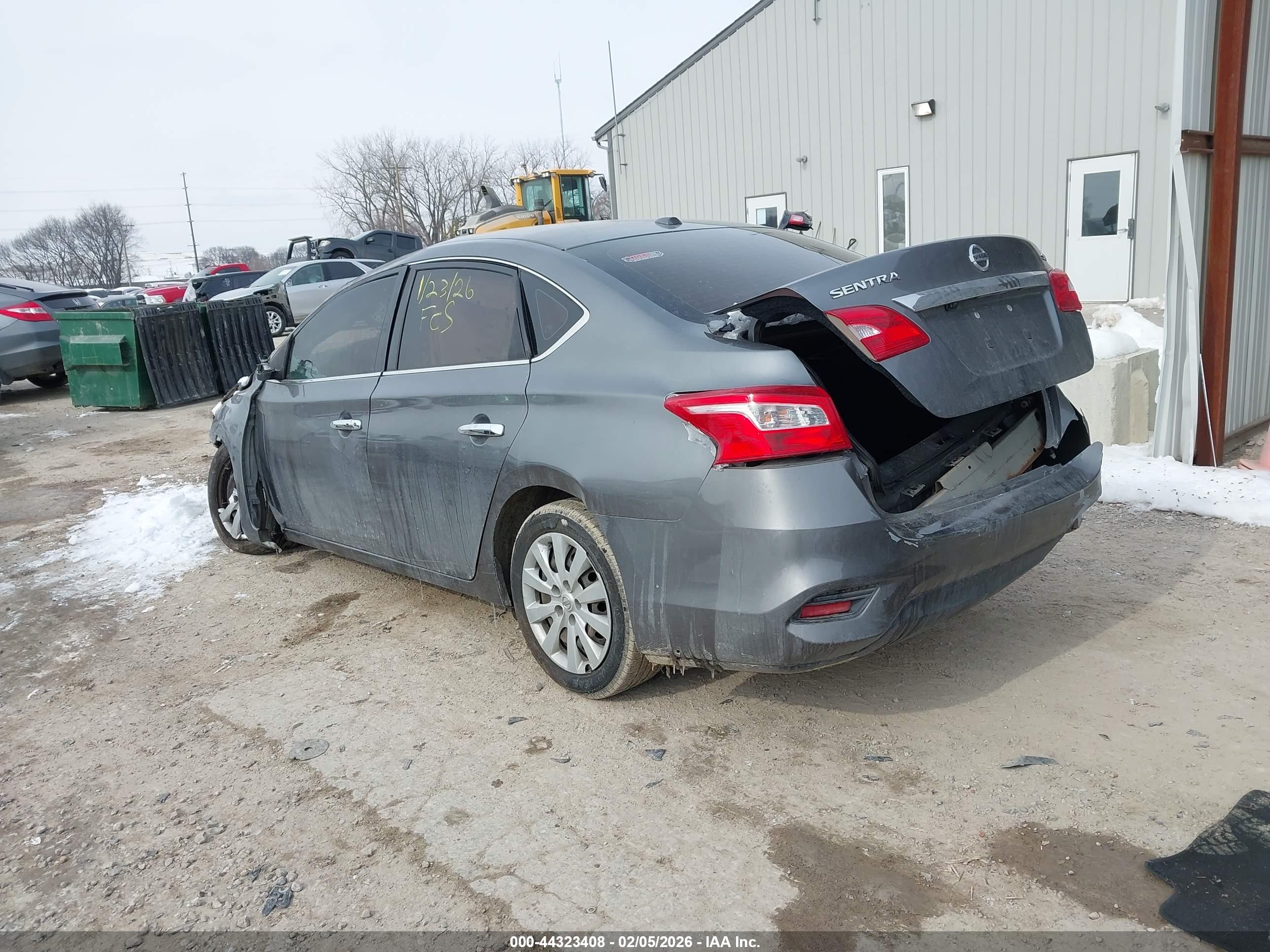 NISSAN SENTRA image 3