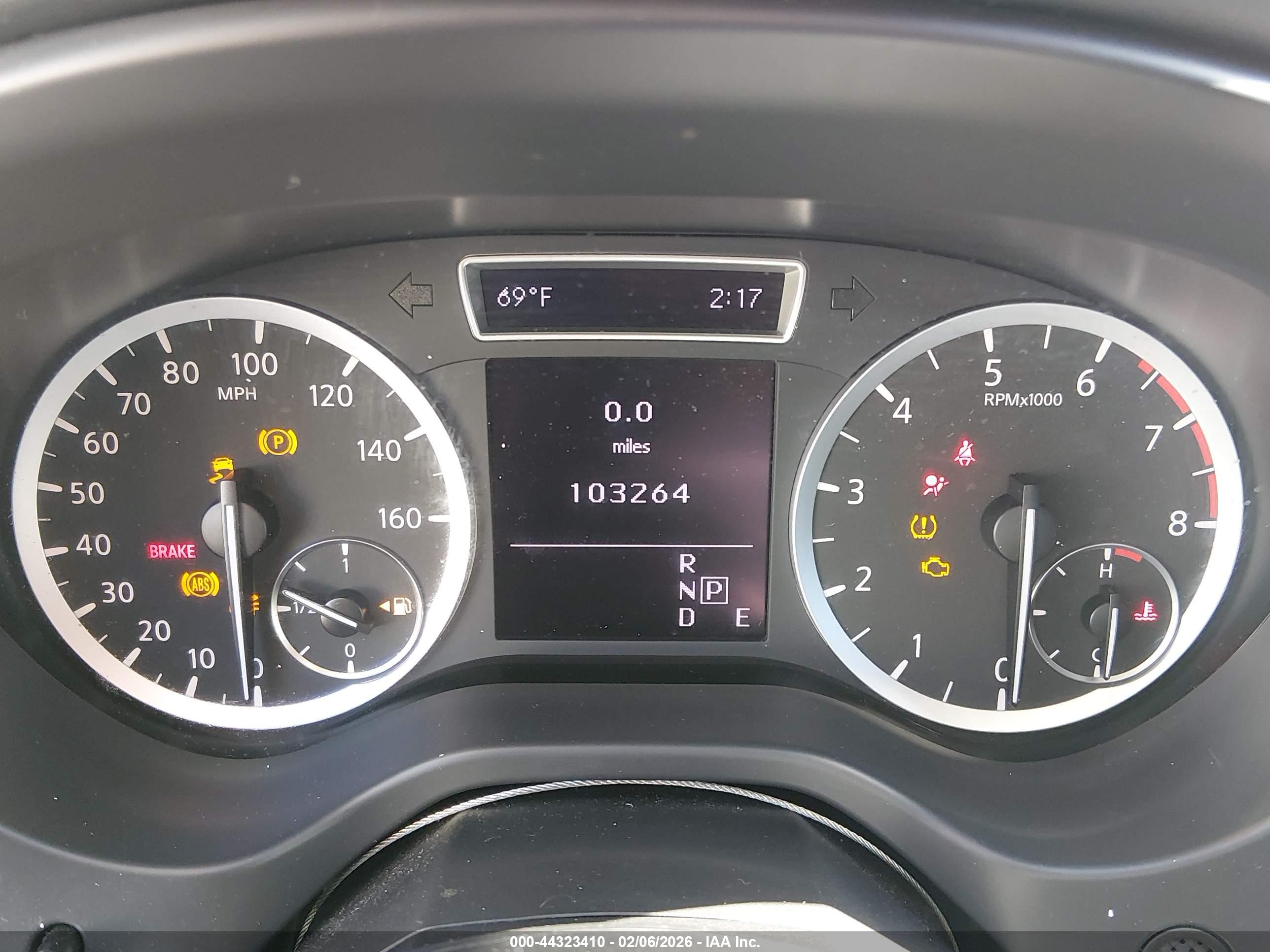 INFINITI QX30 image 7