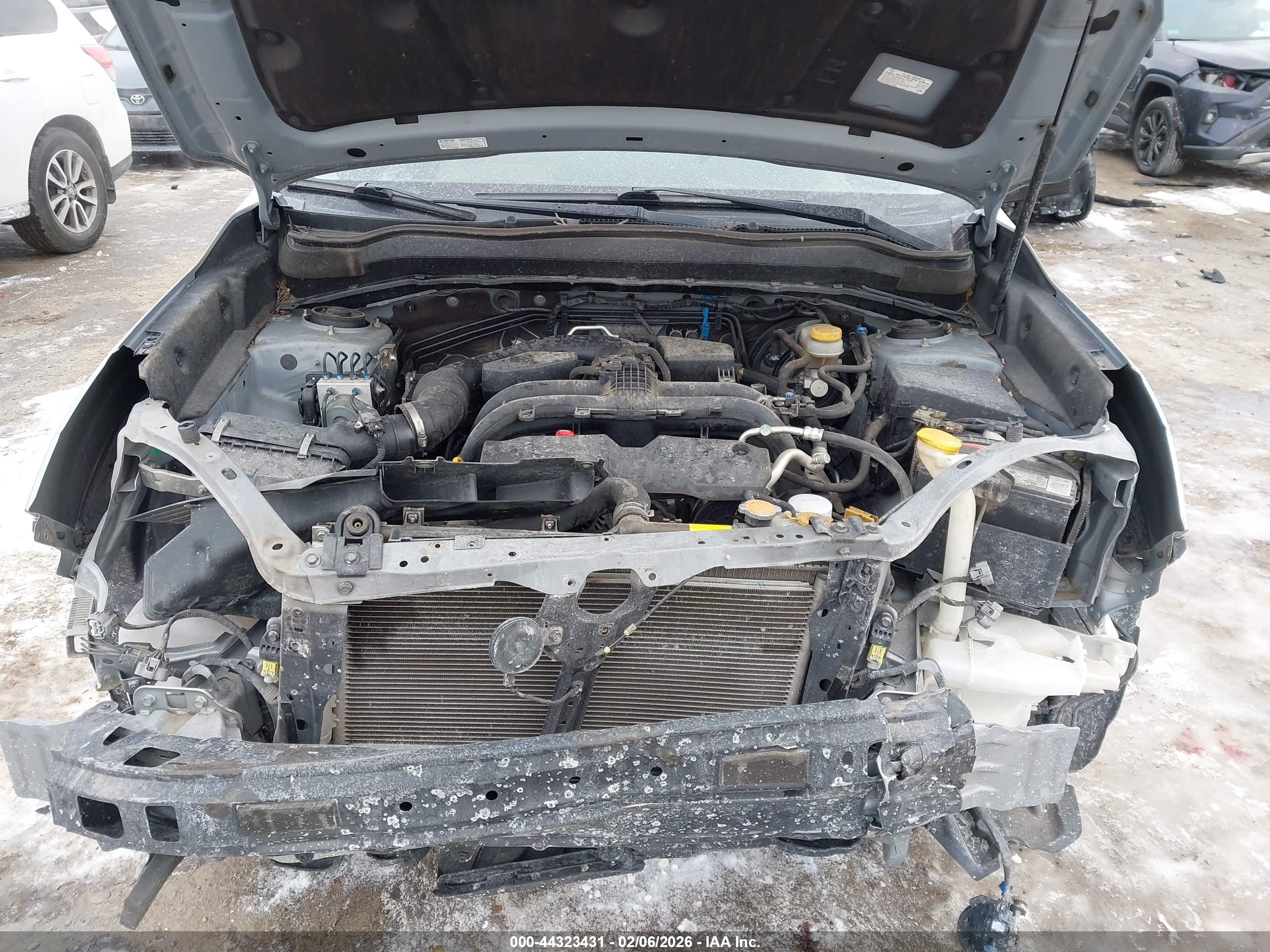 SUBARU FORESTER image 10