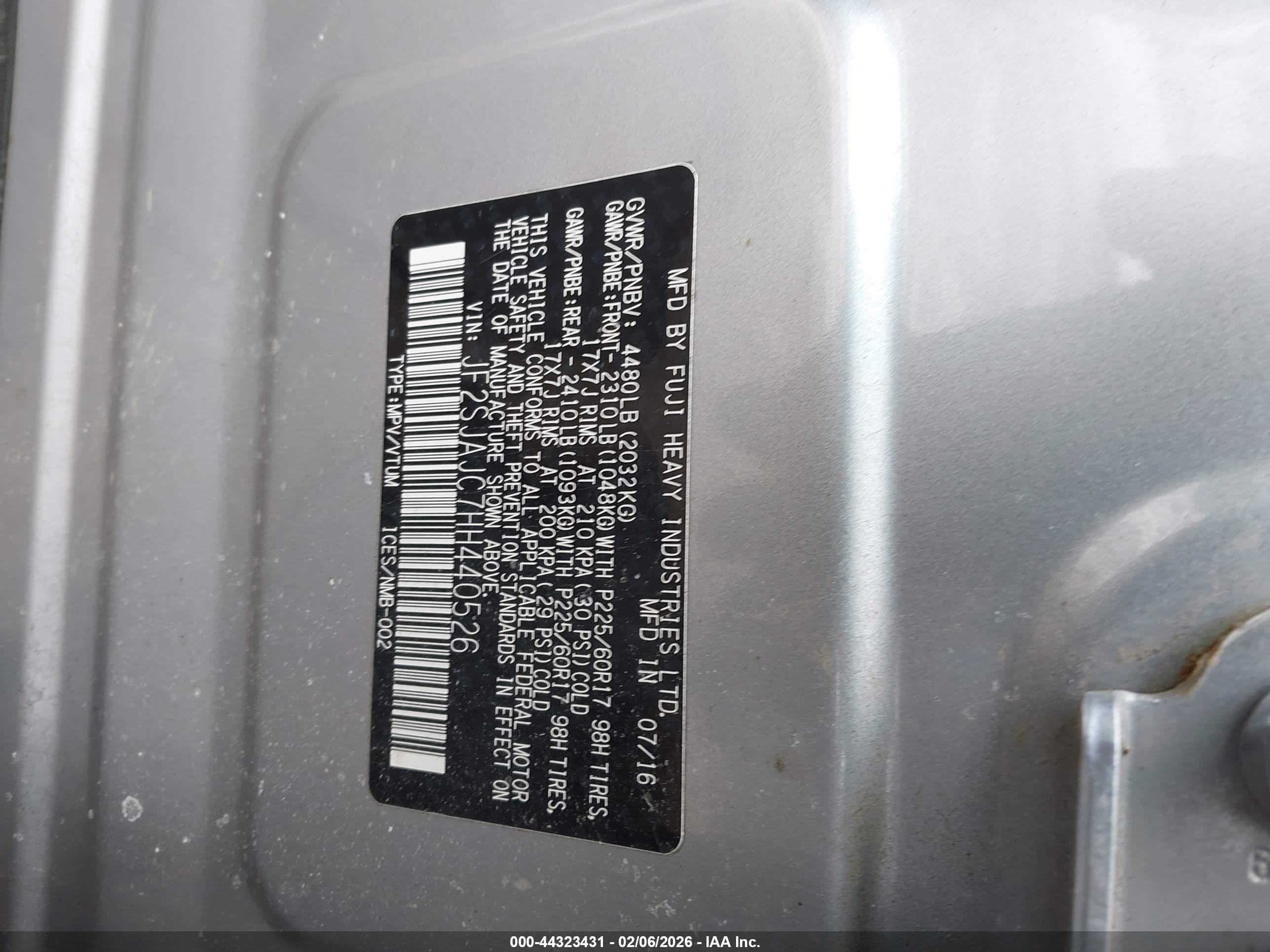 SUBARU FORESTER image 9