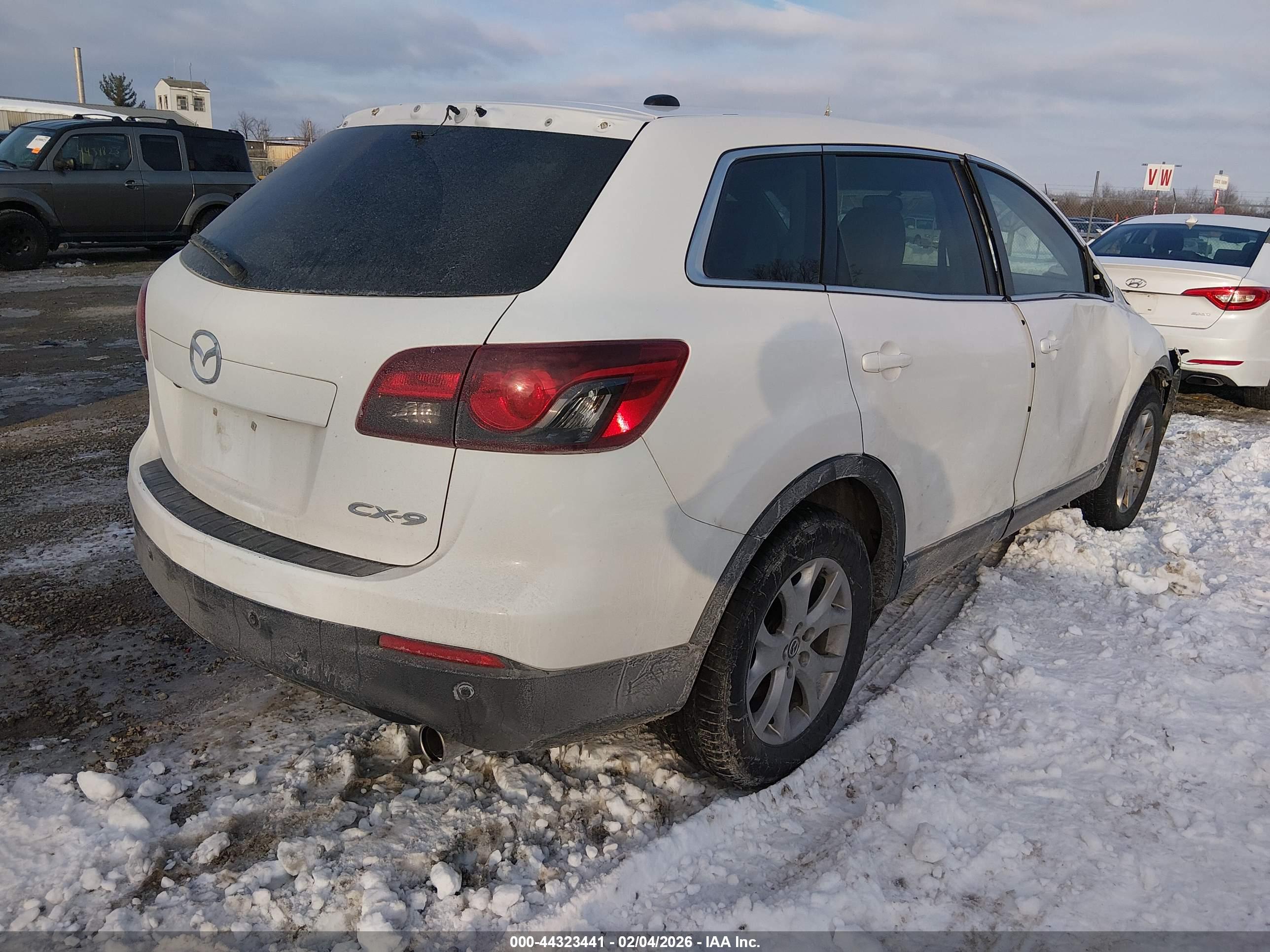 MAZDA CX-9 image 4