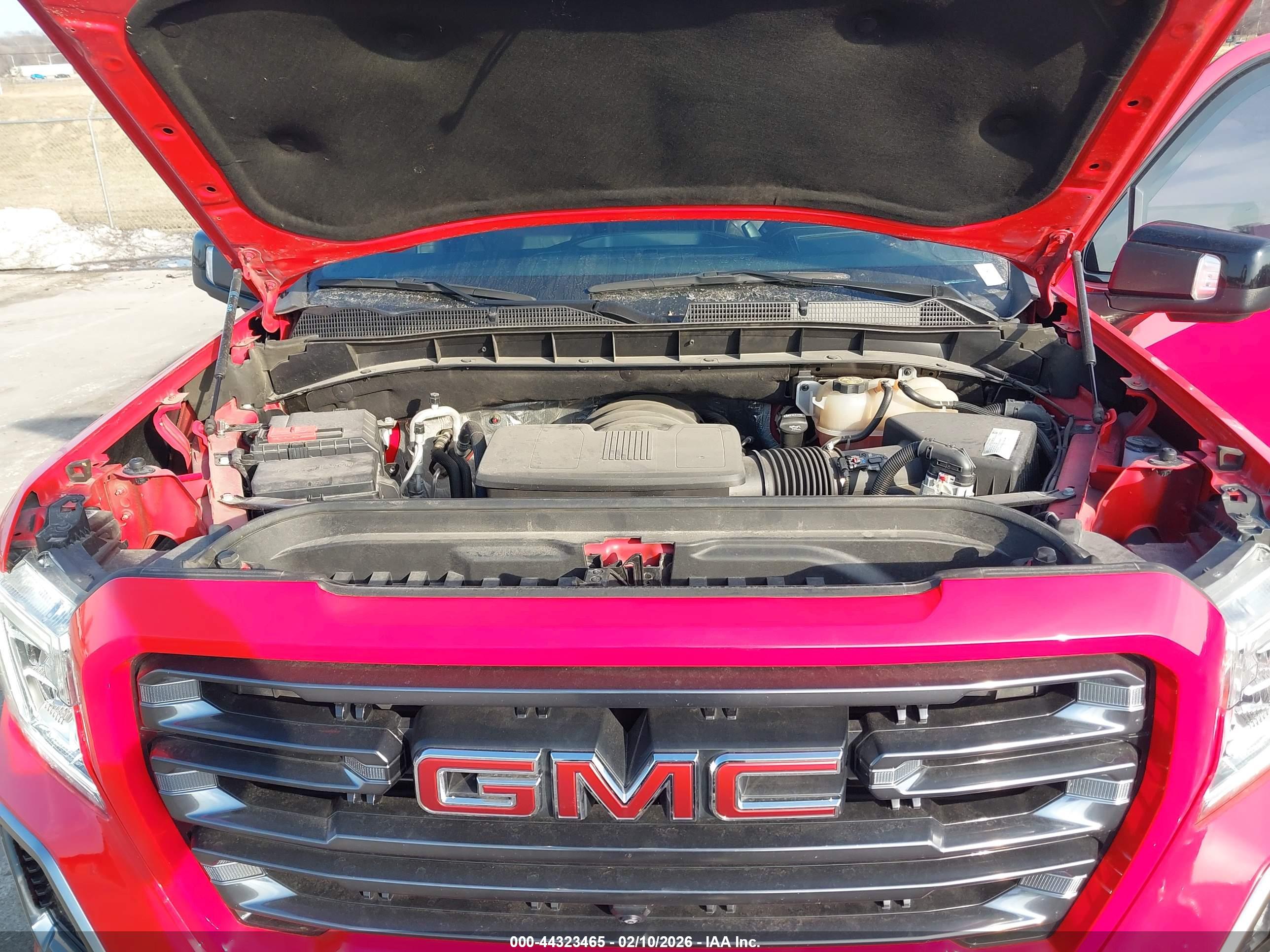 GMC SIERRA image 10
