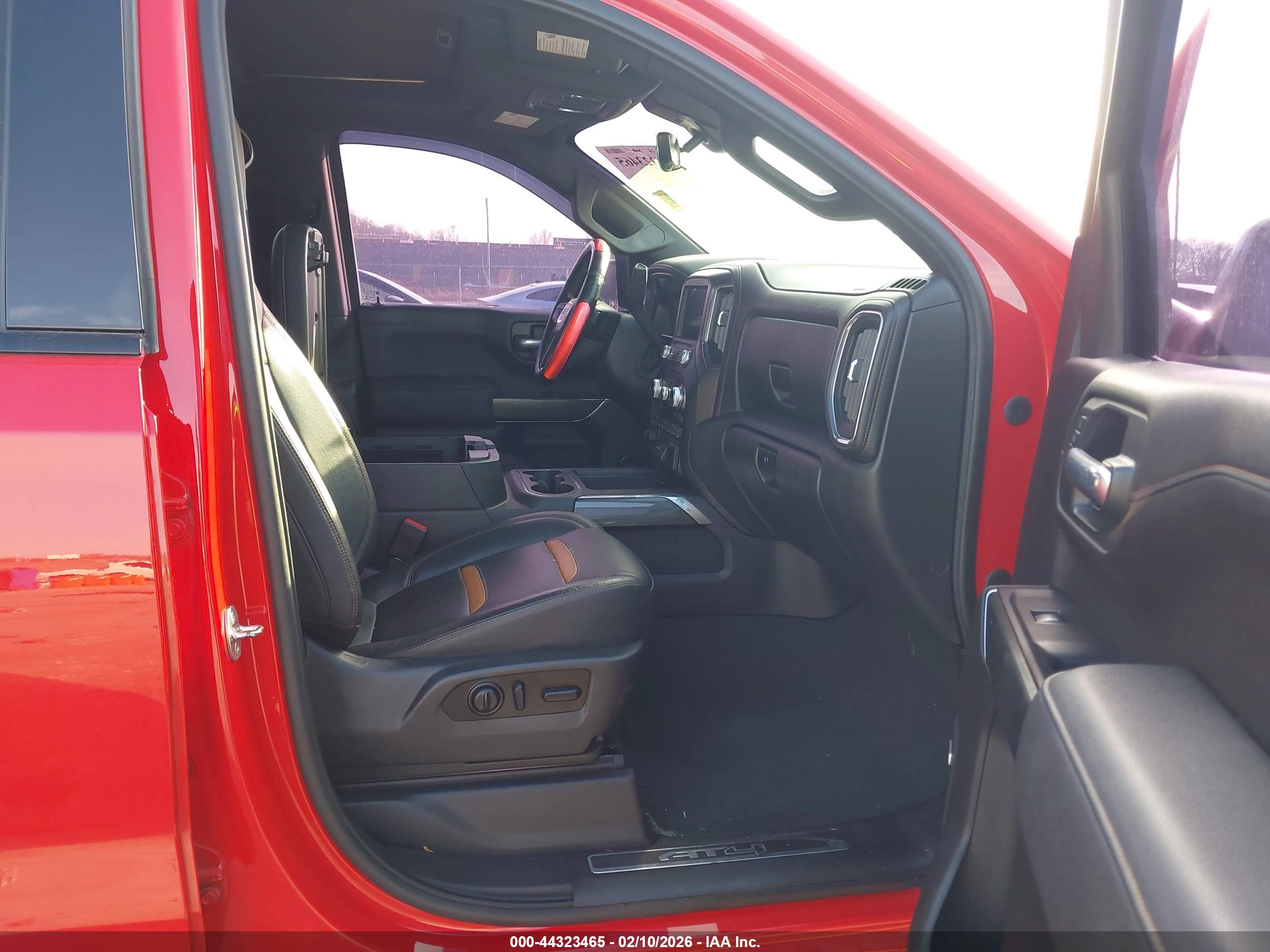 GMC SIERRA image 5