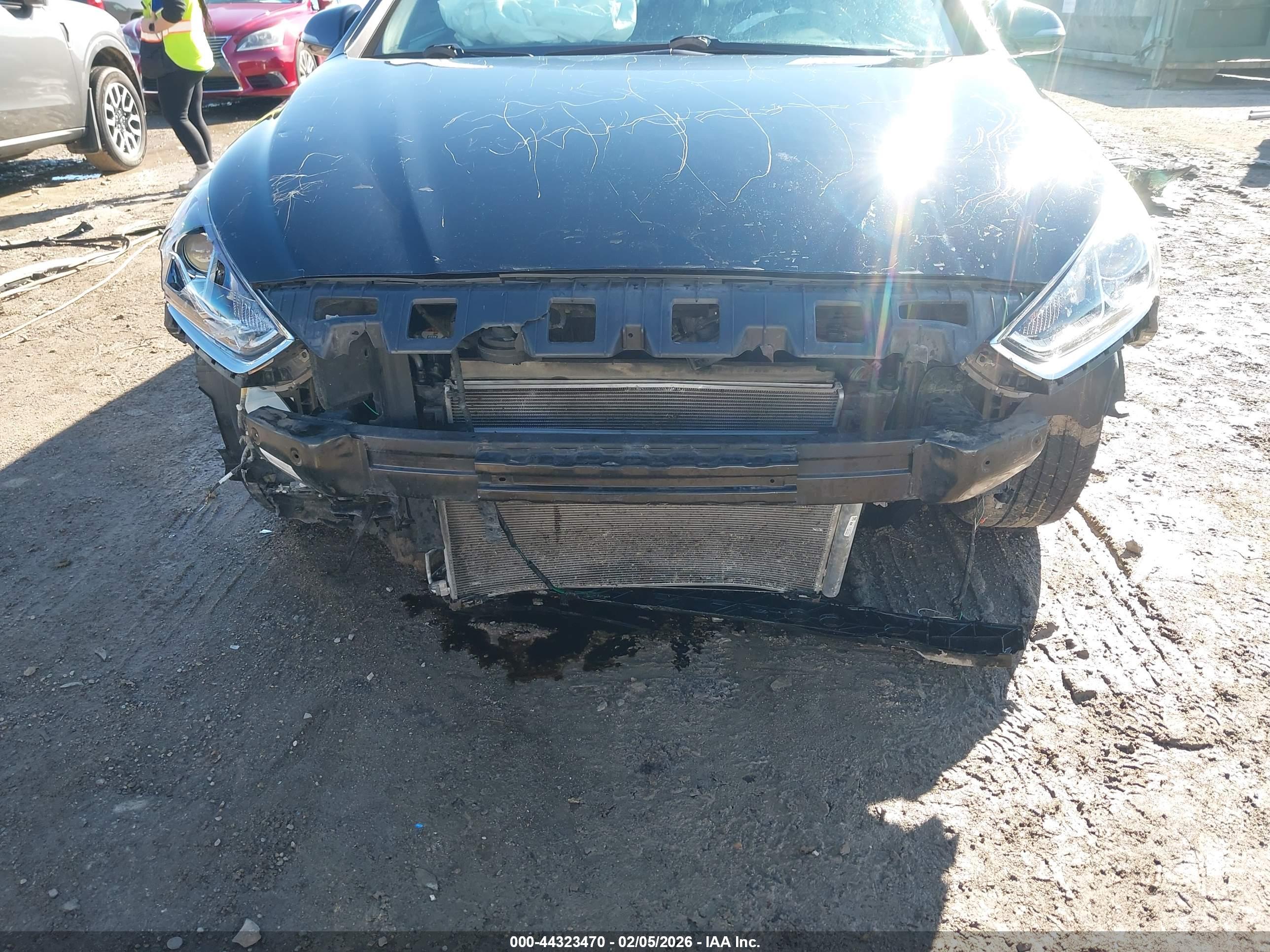 HYUNDAI SONATA image 6