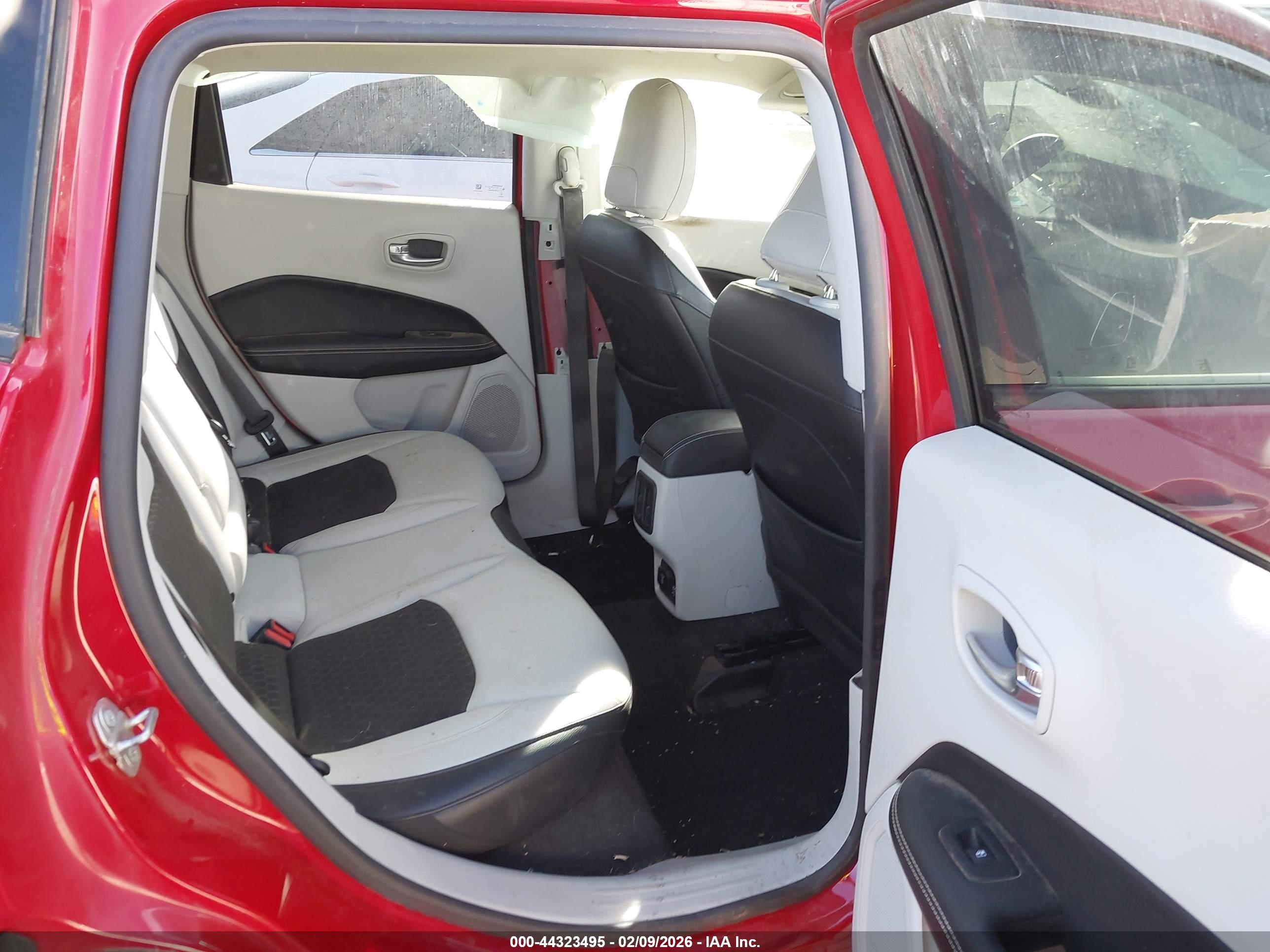 JEEP COMPASS image 8