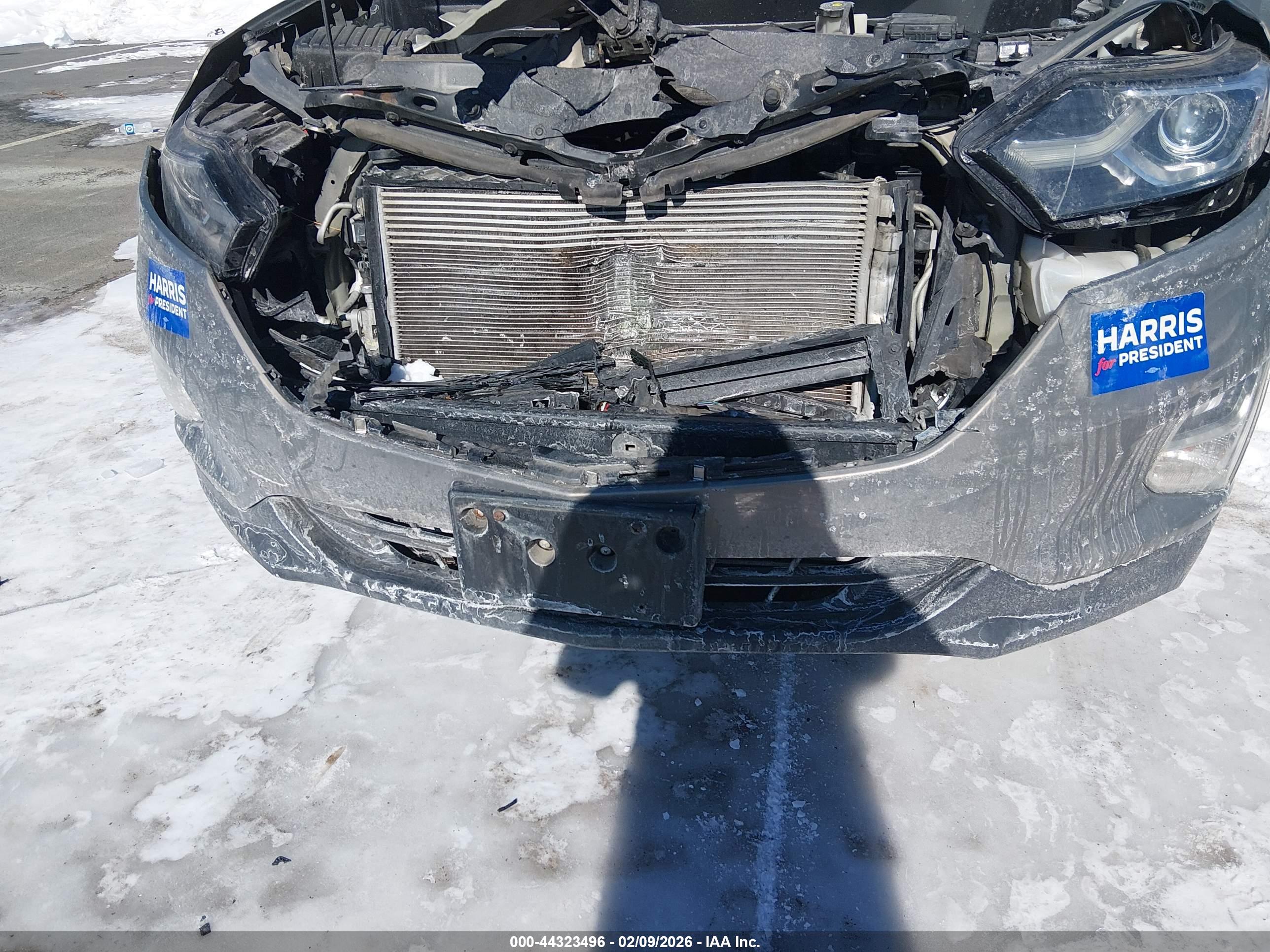 CHEVROLET EQUINOX image 6