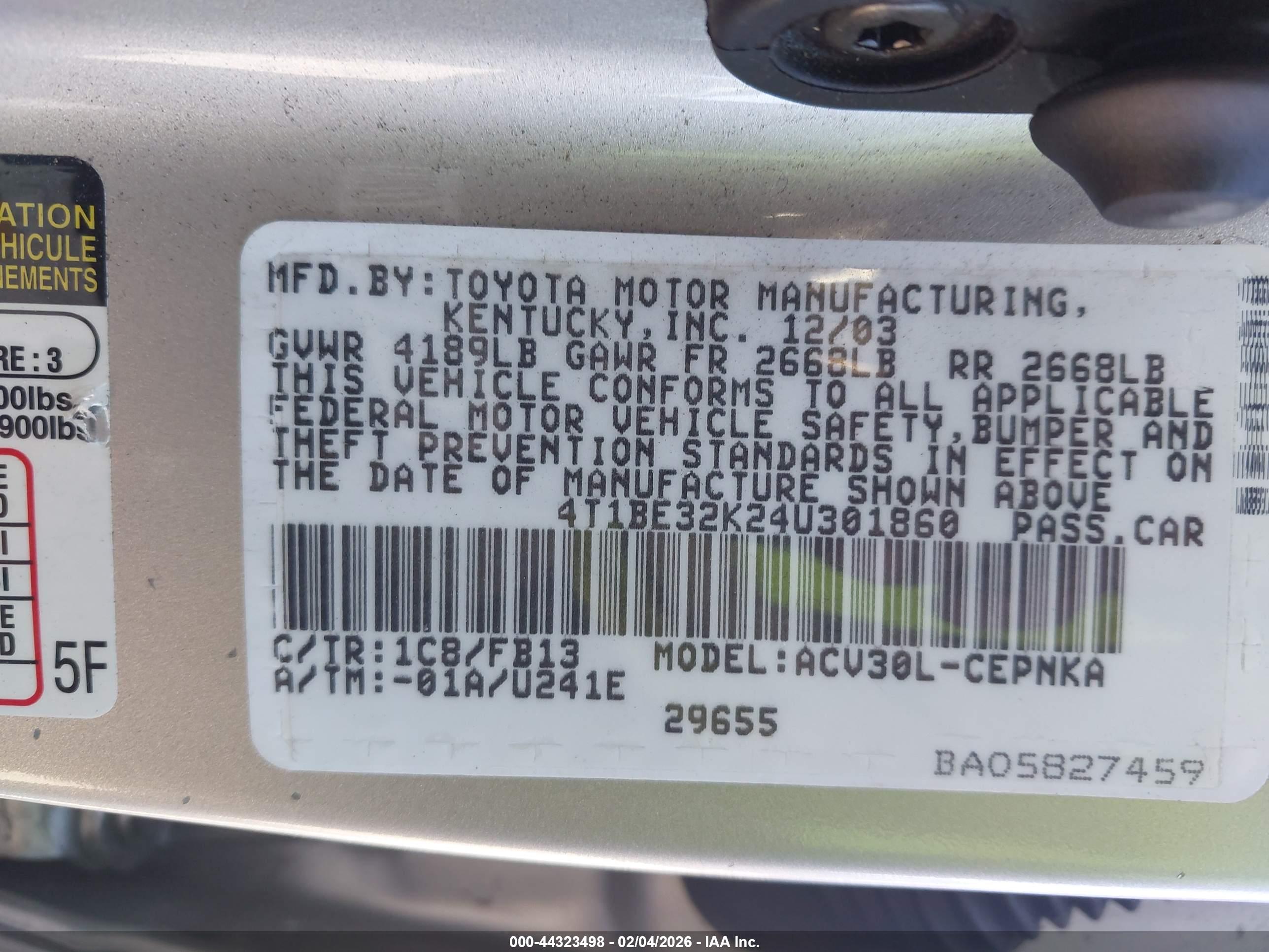 TOYOTA CAMRY image 9