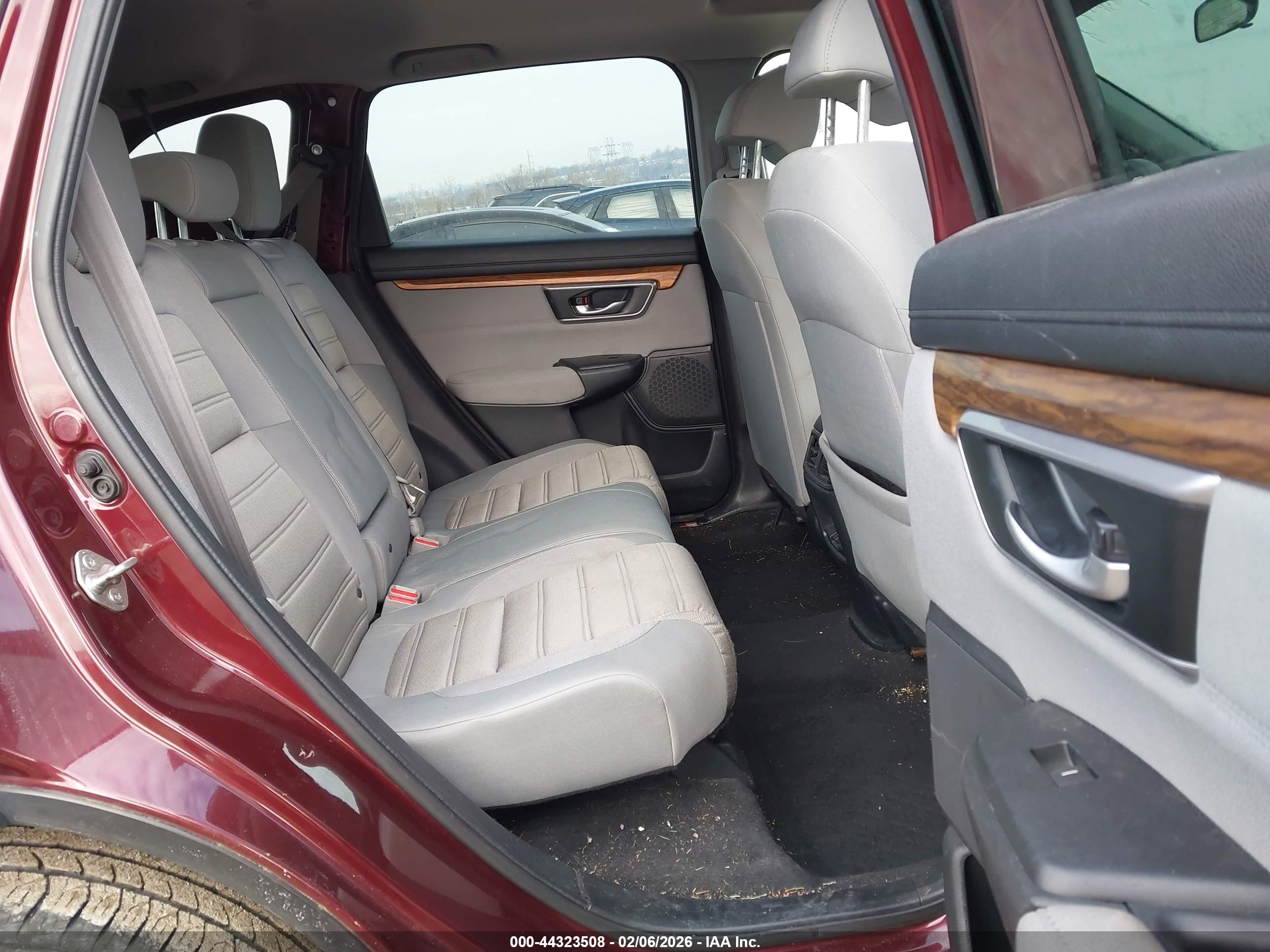 HONDA CR-V image 8
