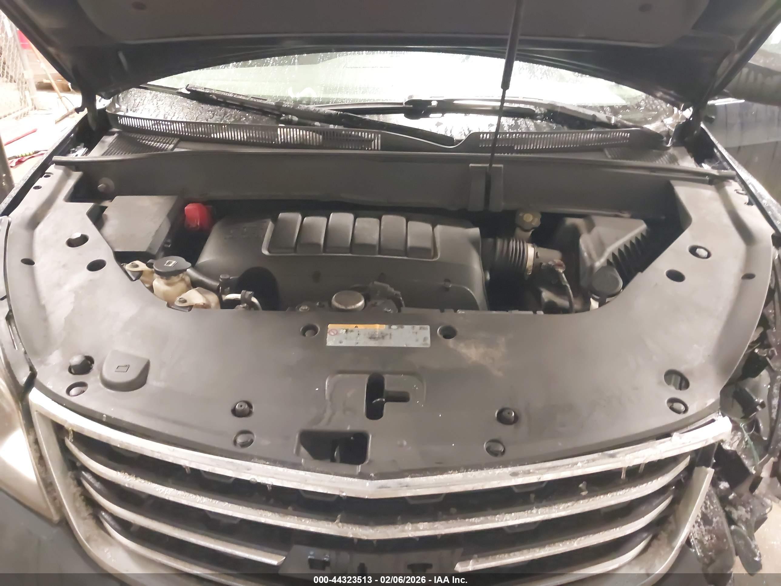 CHEVROLET TRAVERSE image 10