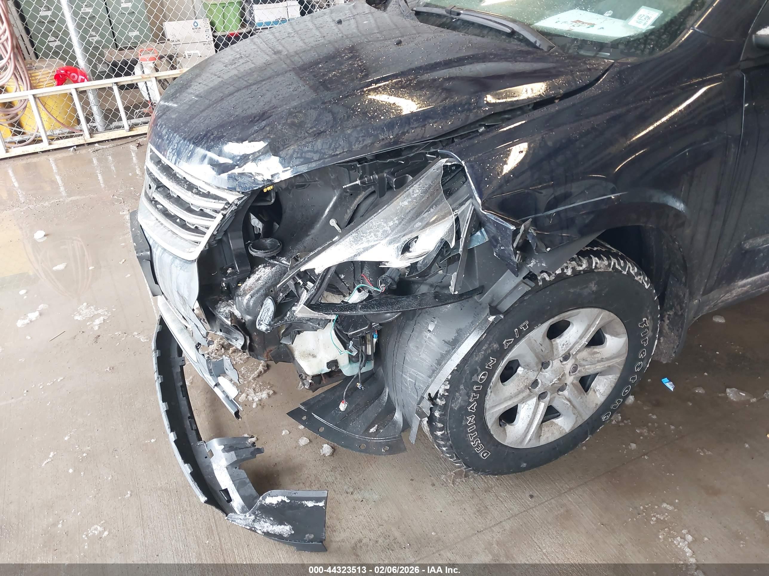CHEVROLET TRAVERSE image 6