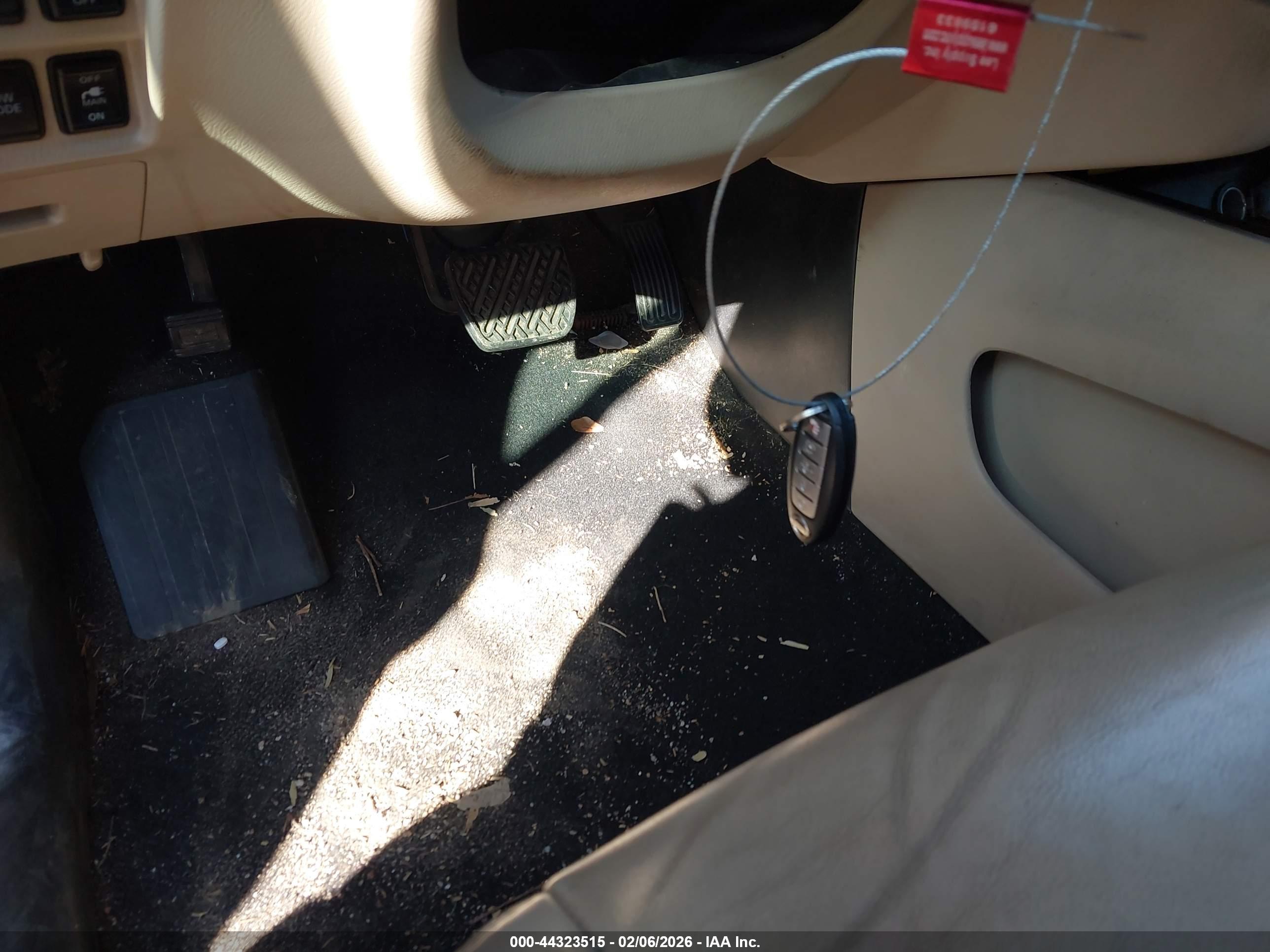 NISSAN PATHFINDER image 11