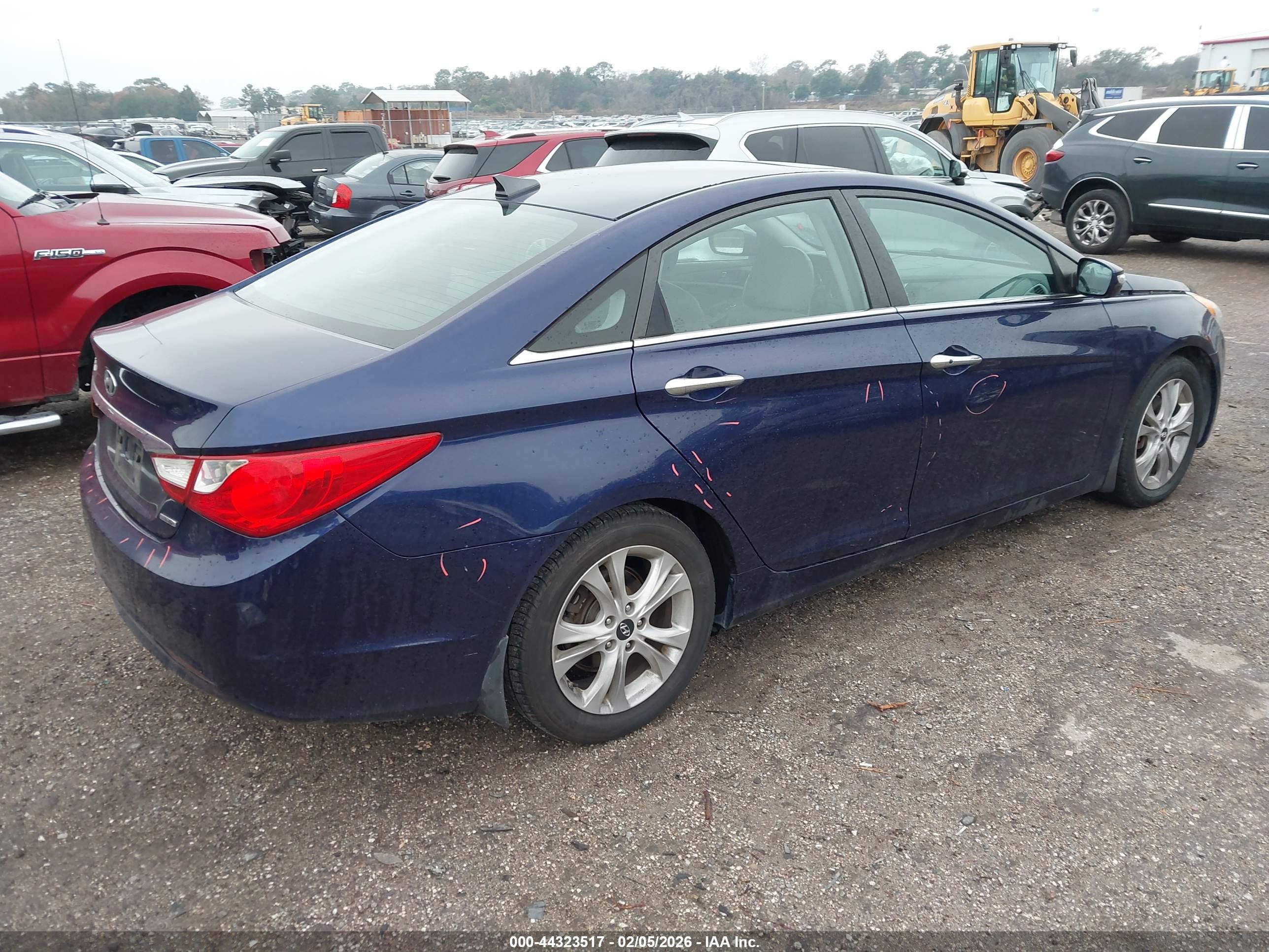 HYUNDAI SONATA image 4