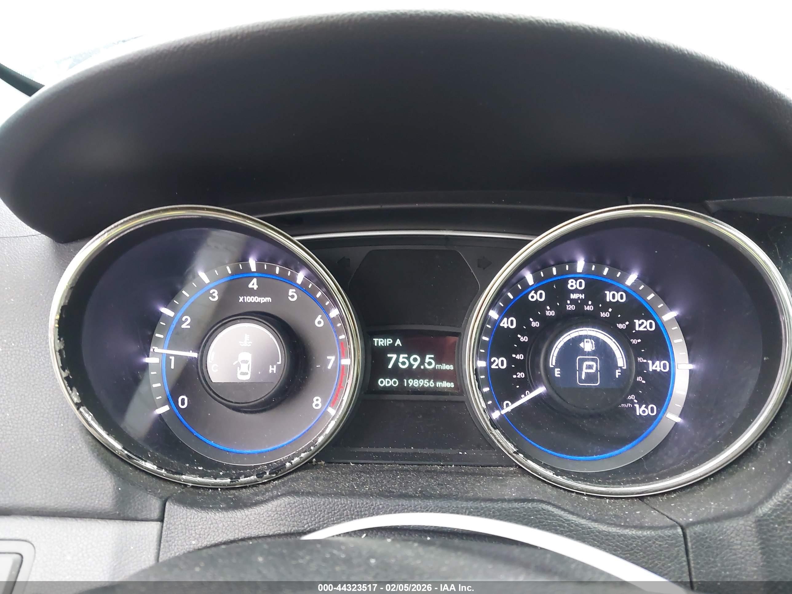 HYUNDAI SONATA image 7