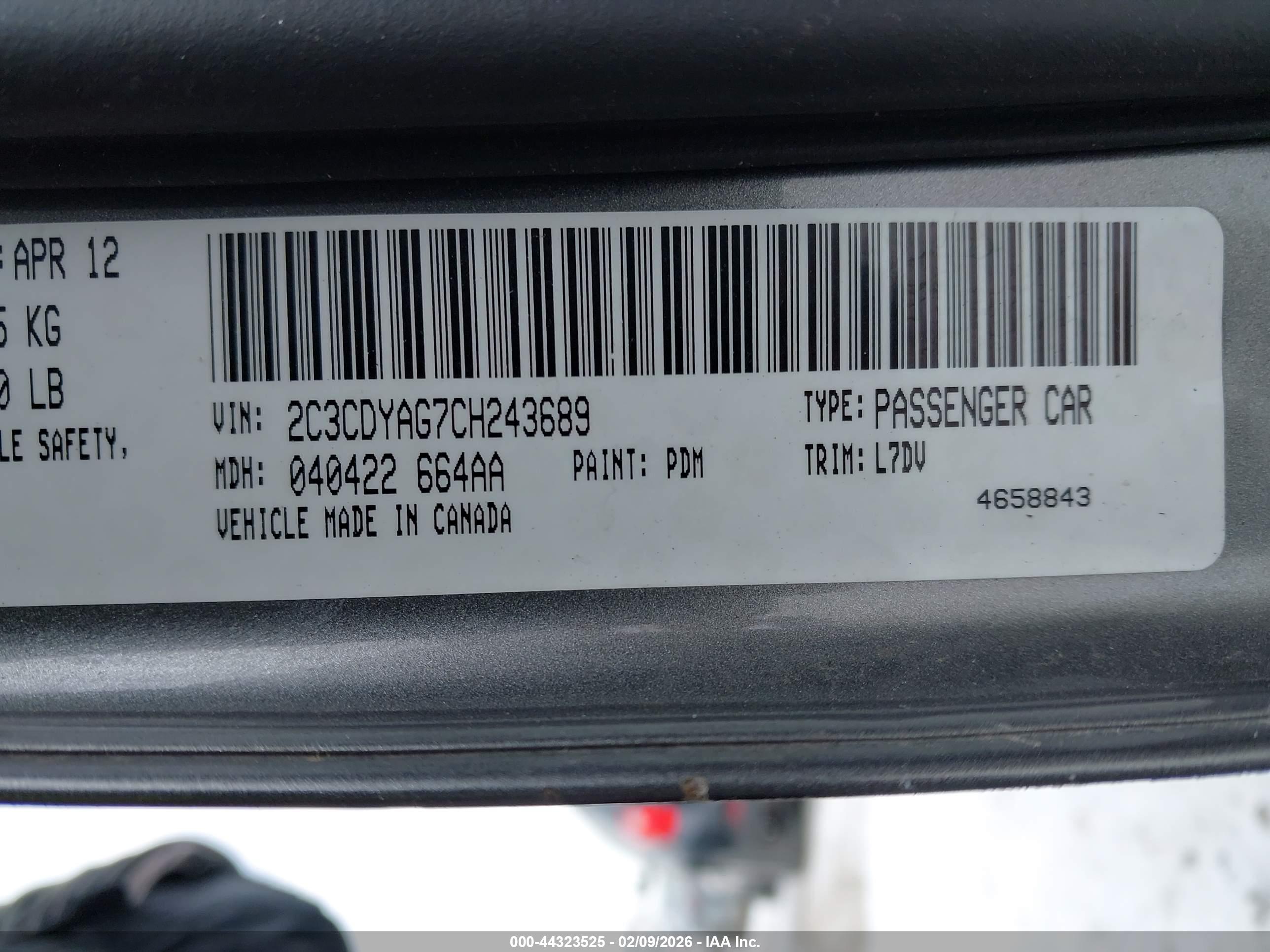 DODGE CHALLENGER image 9
