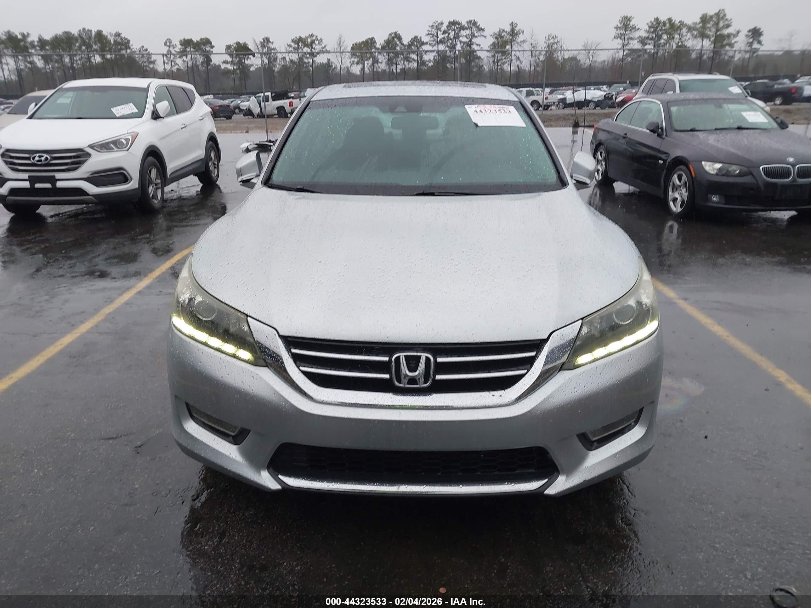 HONDA ACCORD image 6