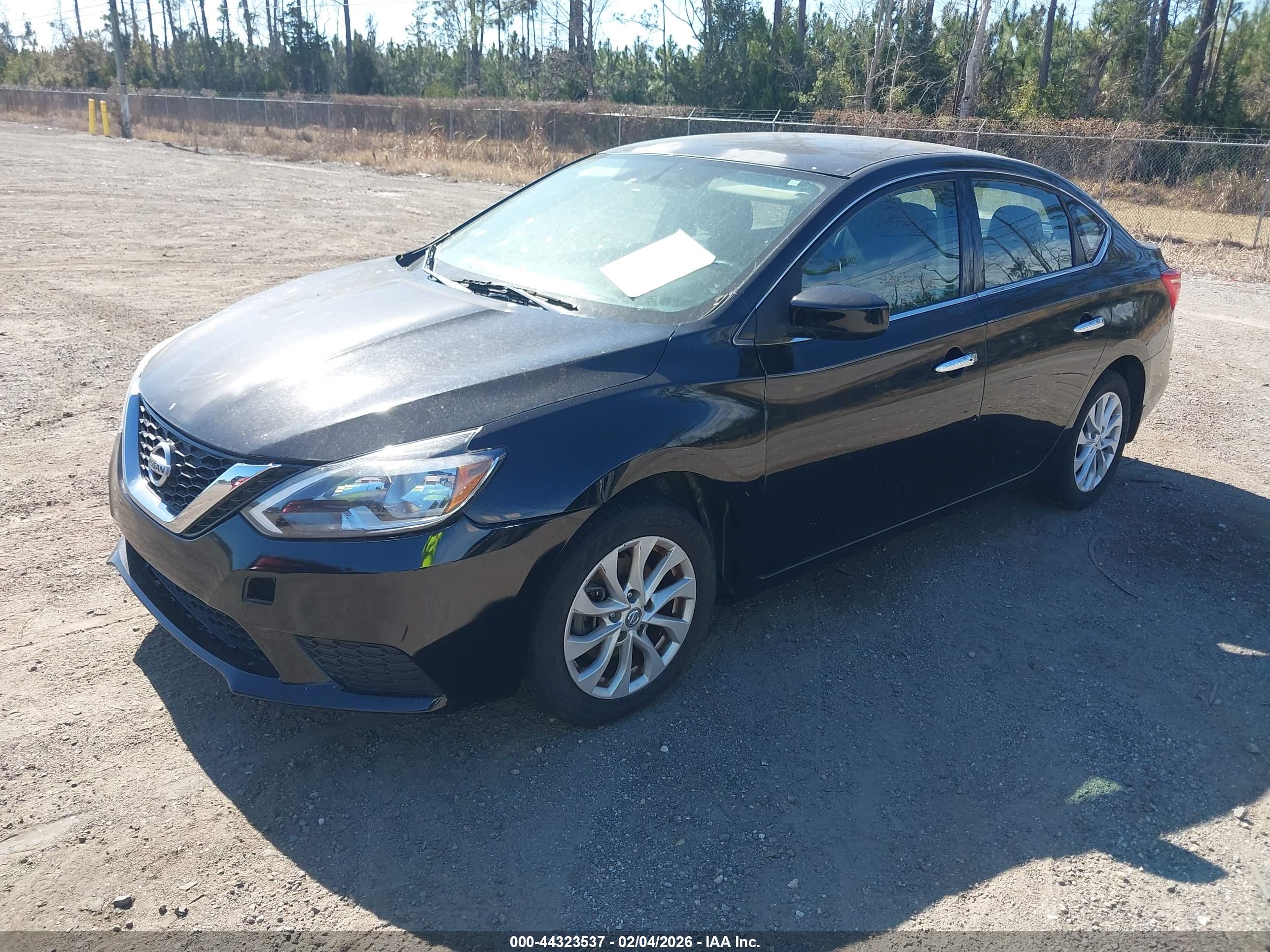 NISSAN SENTRA image 2