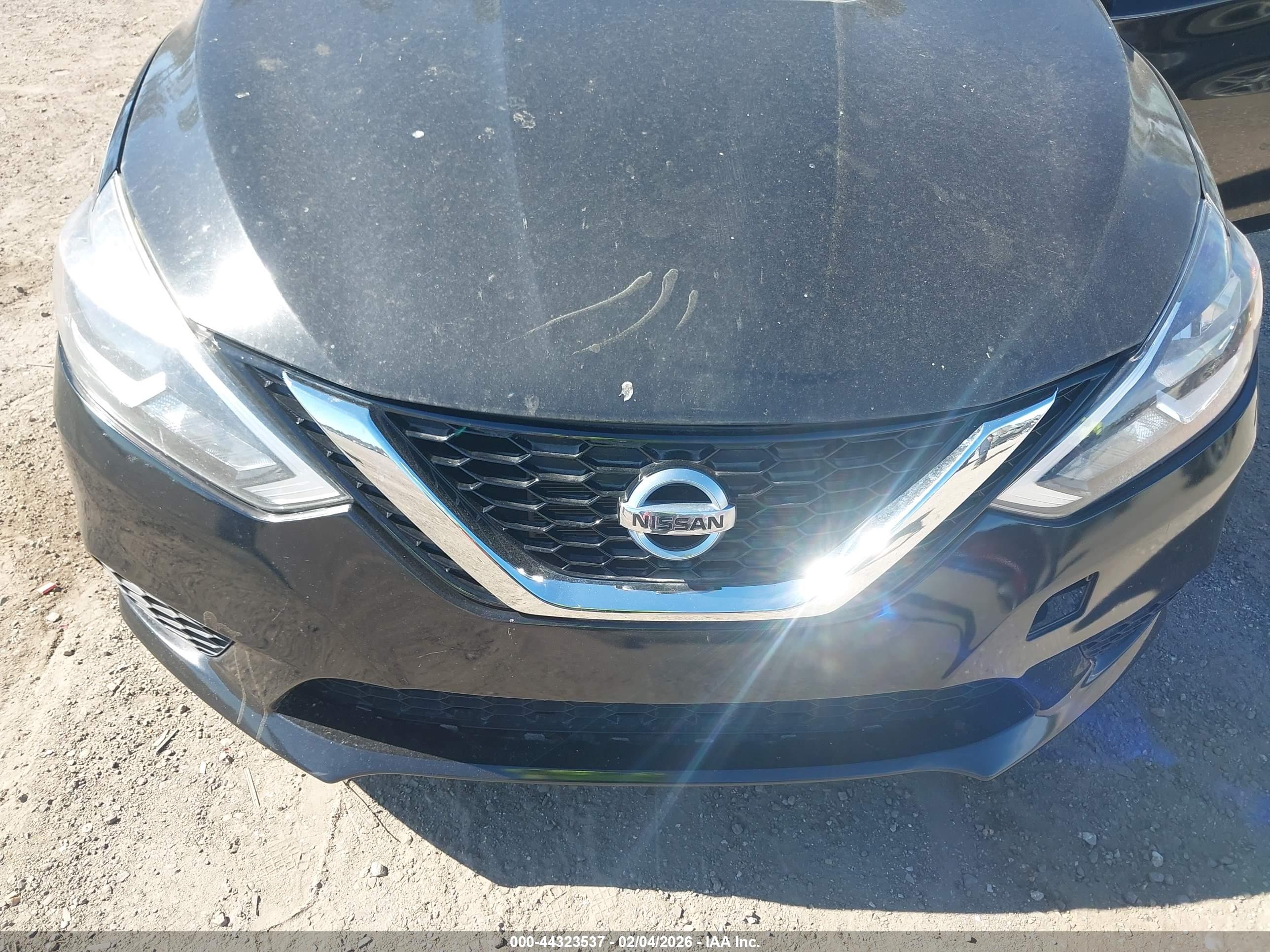 NISSAN SENTRA image 6
