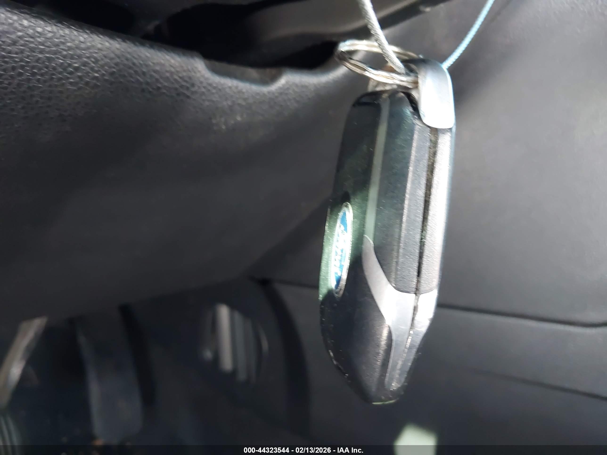 FORD EXPLORER image 11