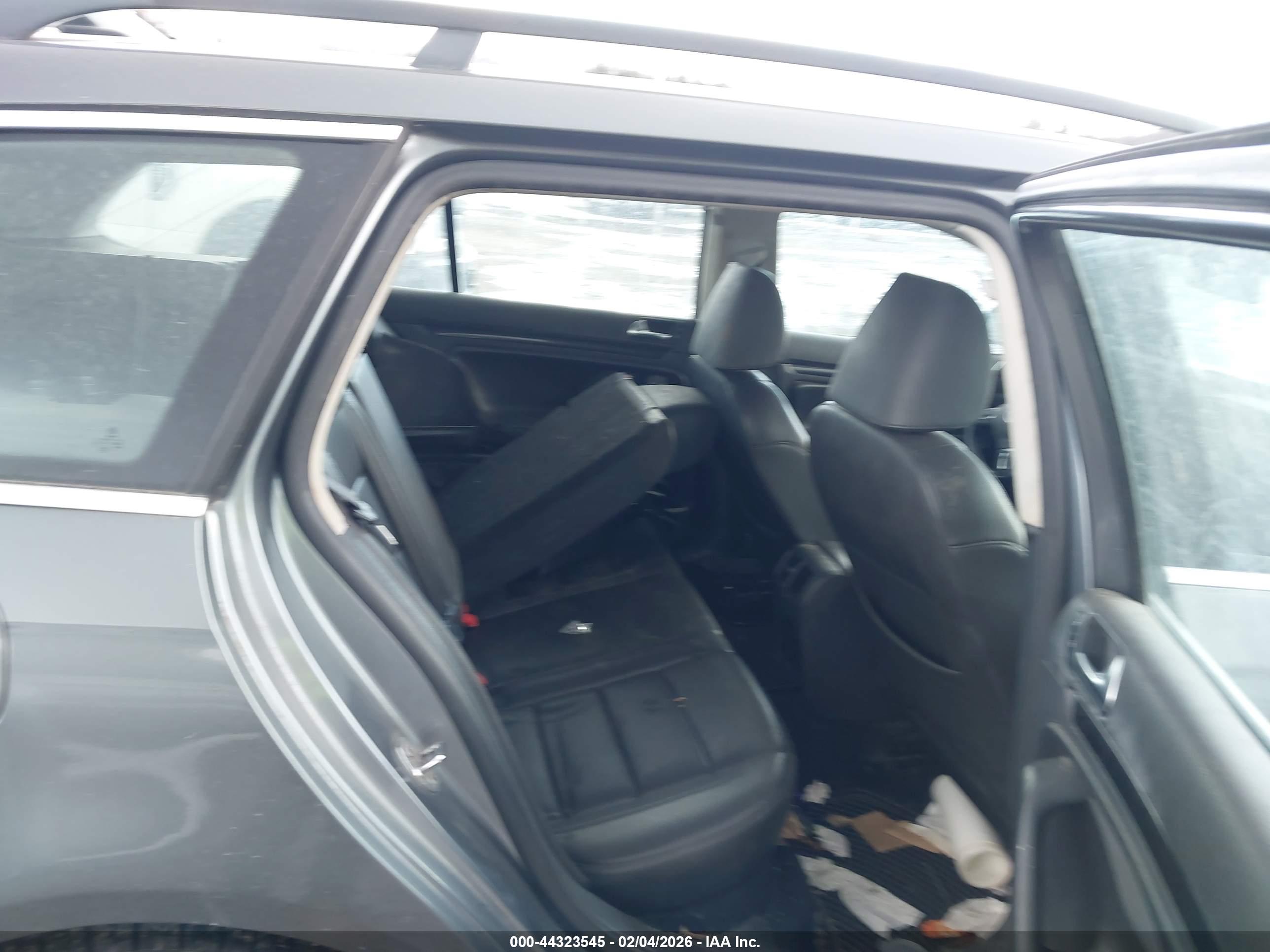 VOLKSWAGEN JETTA image 8