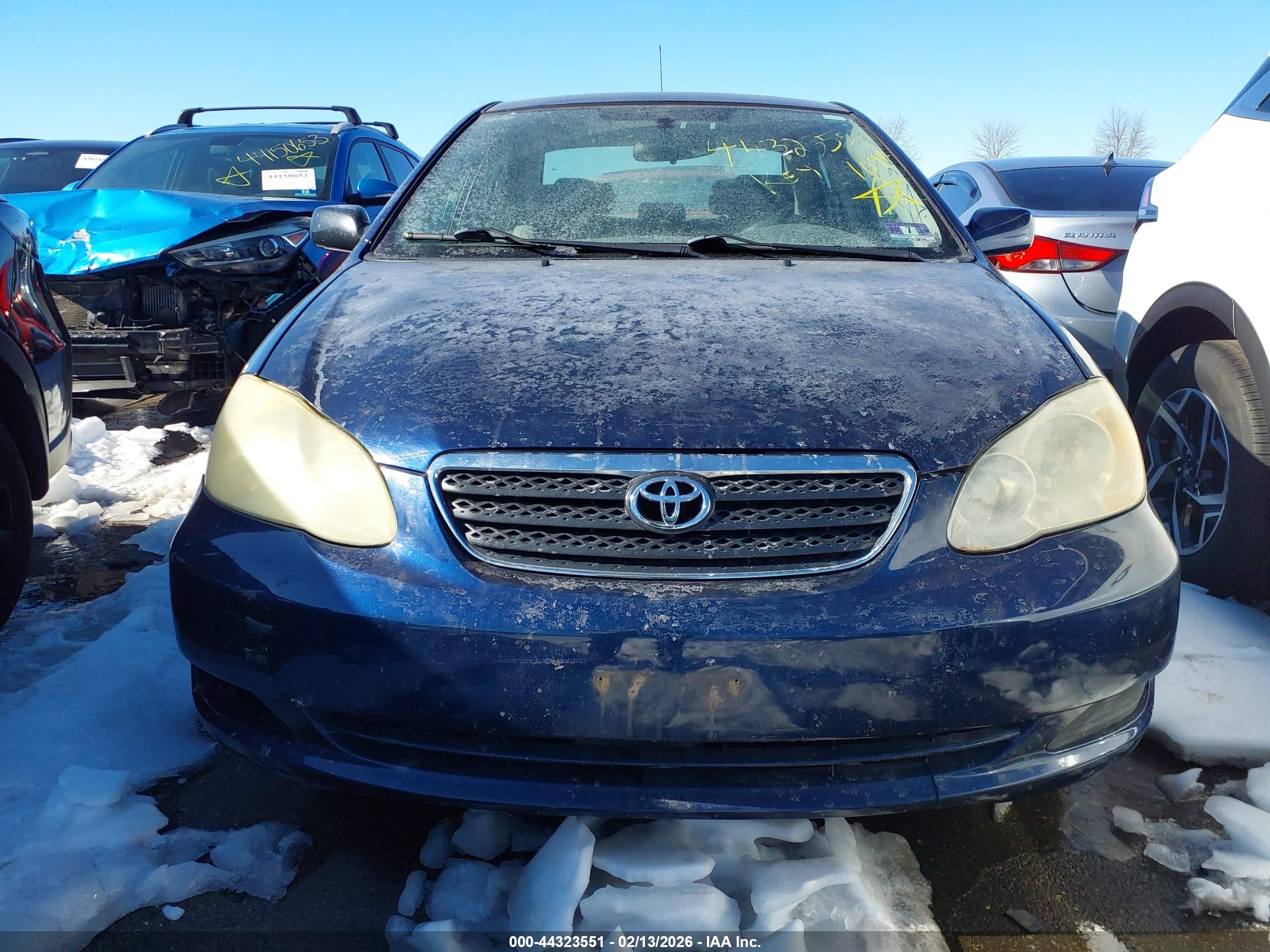 TOYOTA COROLLA image 6