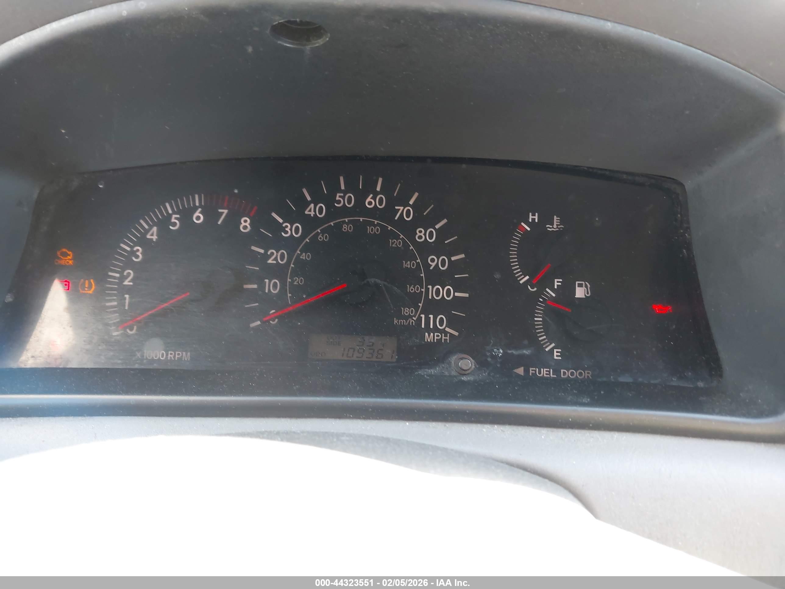 TOYOTA COROLLA image 7