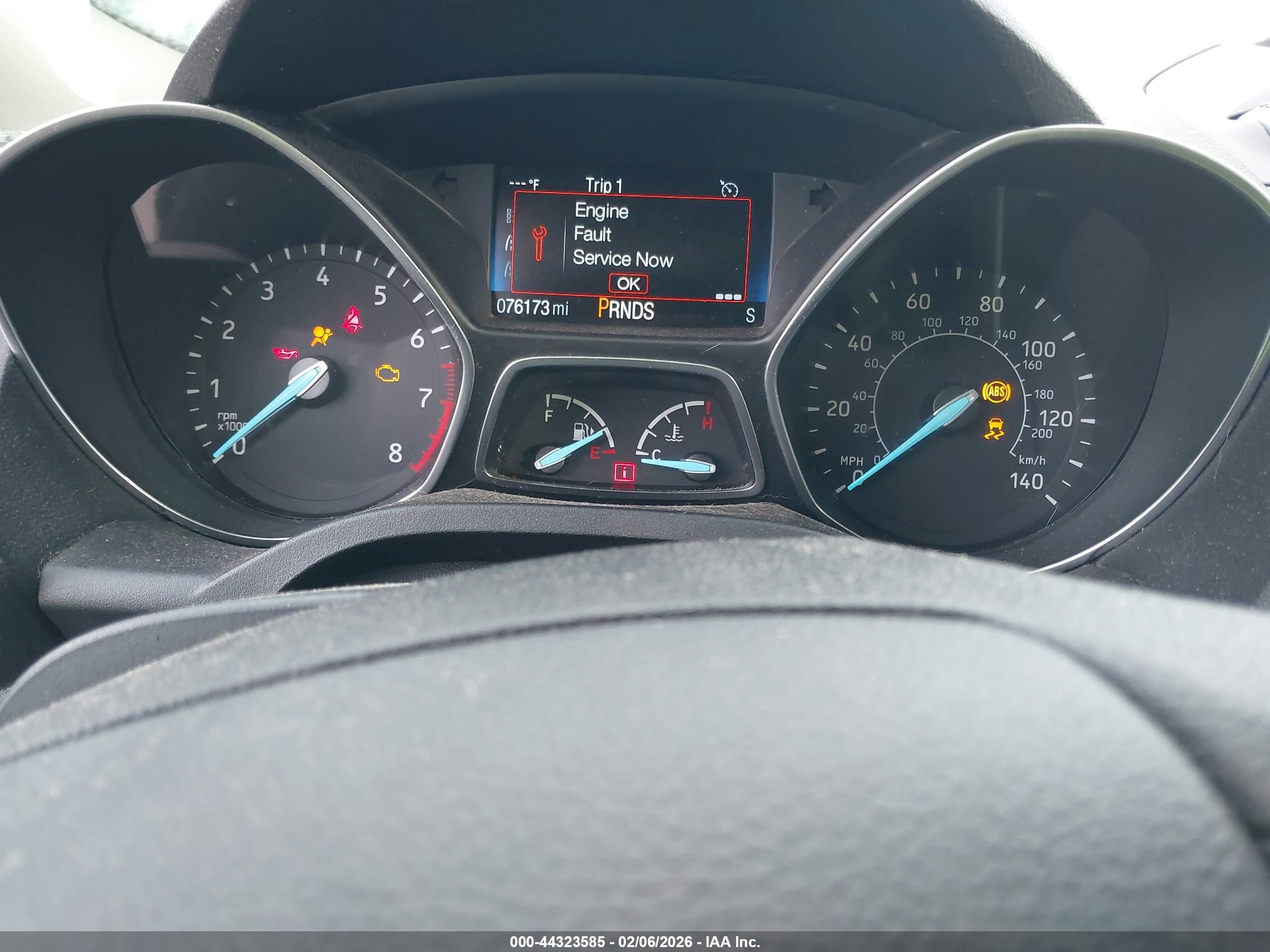FORD ESCAPE image 7