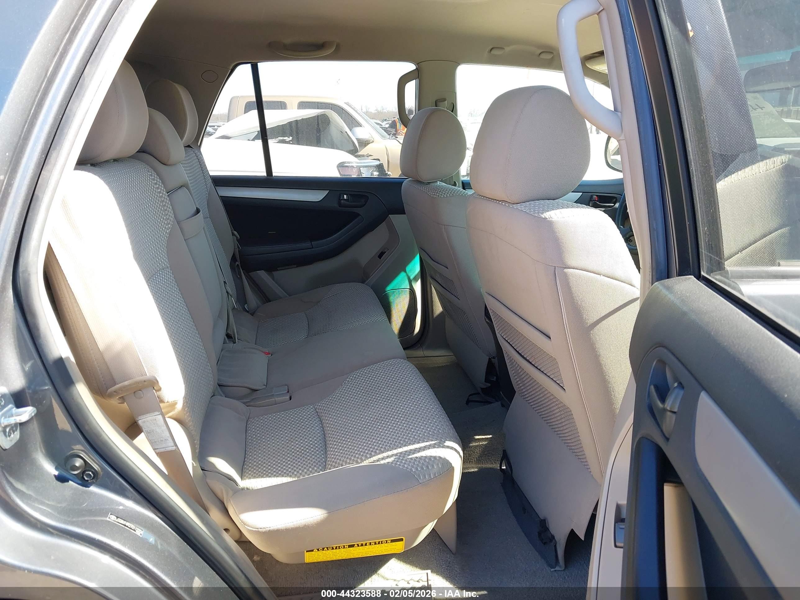 TOYOTA 4RUNNER image 8