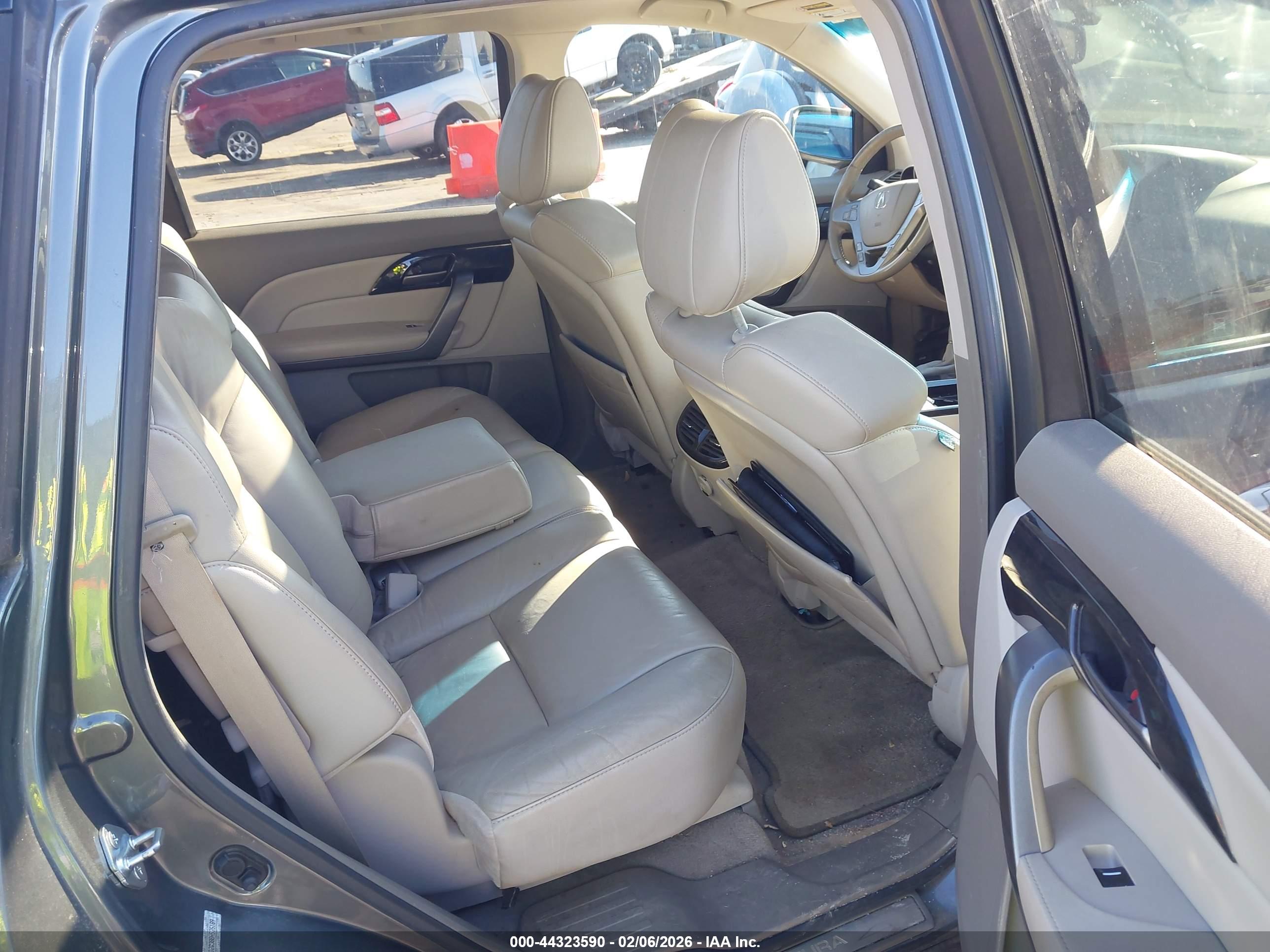 ACURA MDX image 8