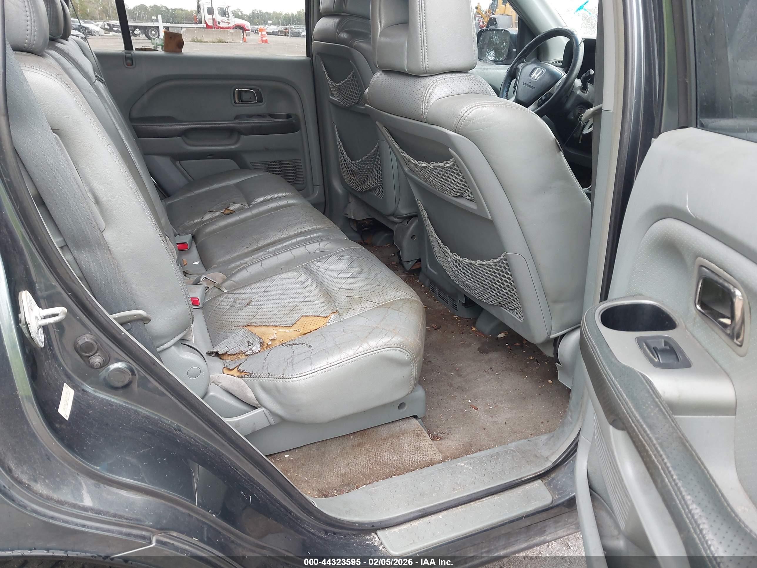 HONDA PILOT image 8