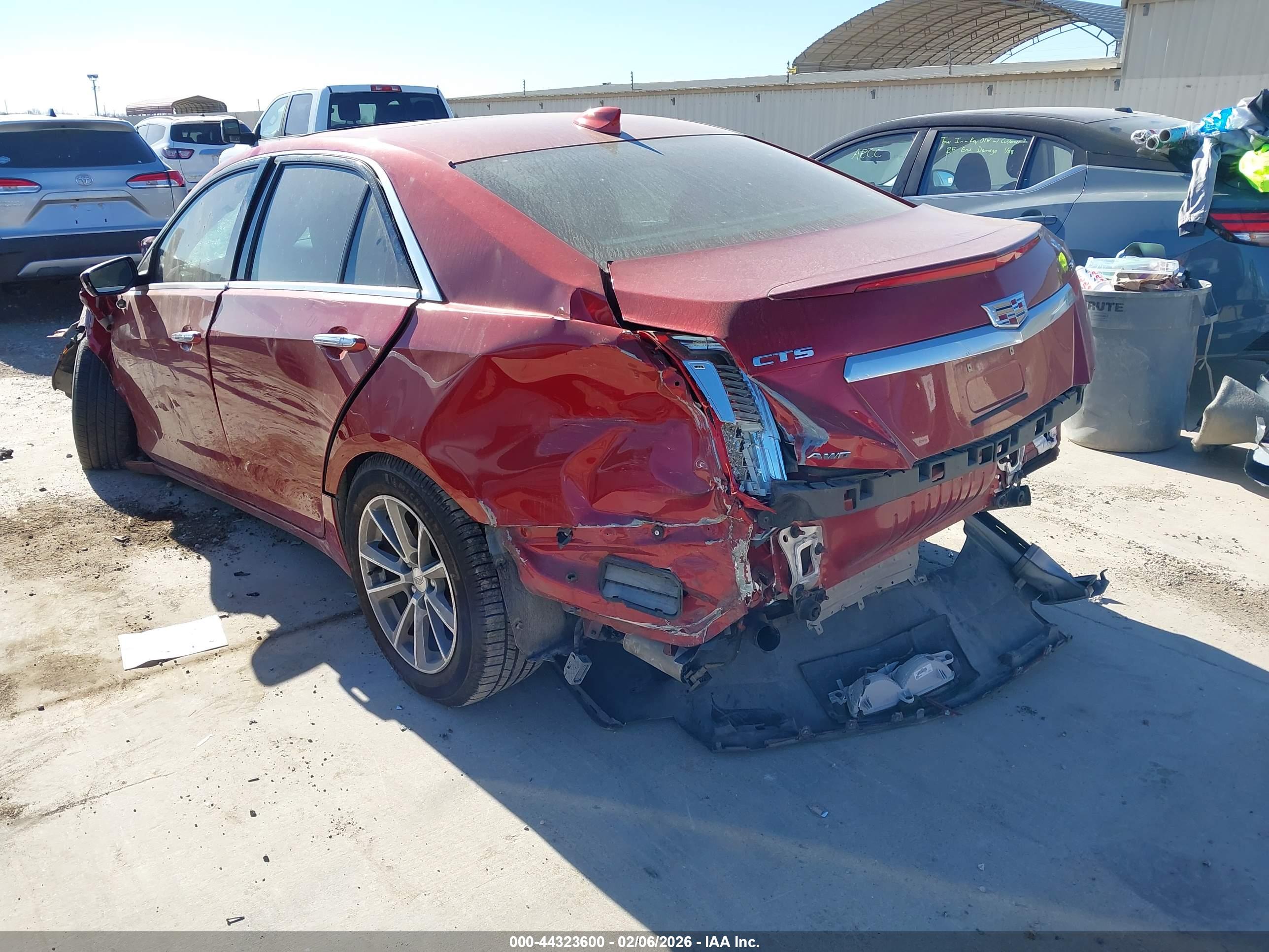 CADILLAC CTS image 3