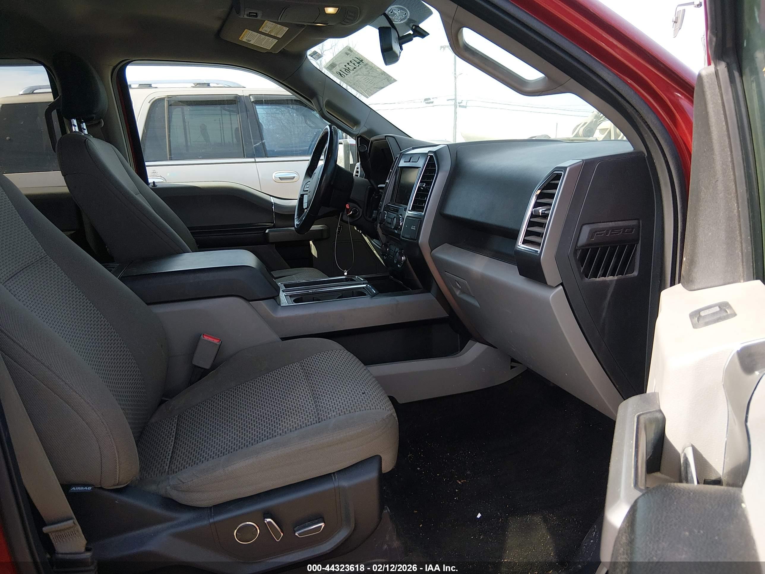 FORD F-150 image 5