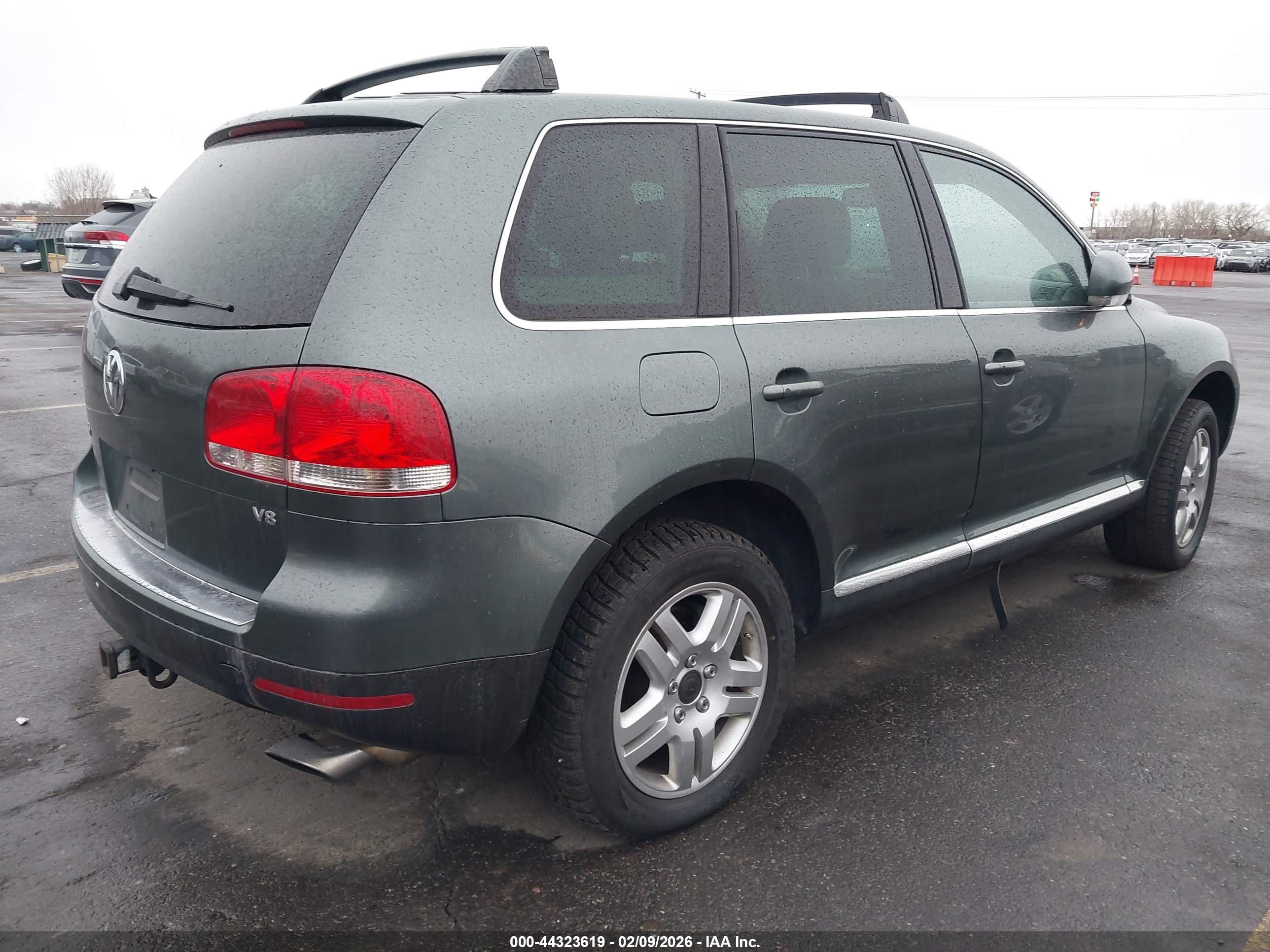 VOLKSWAGEN TOUAREG image 4