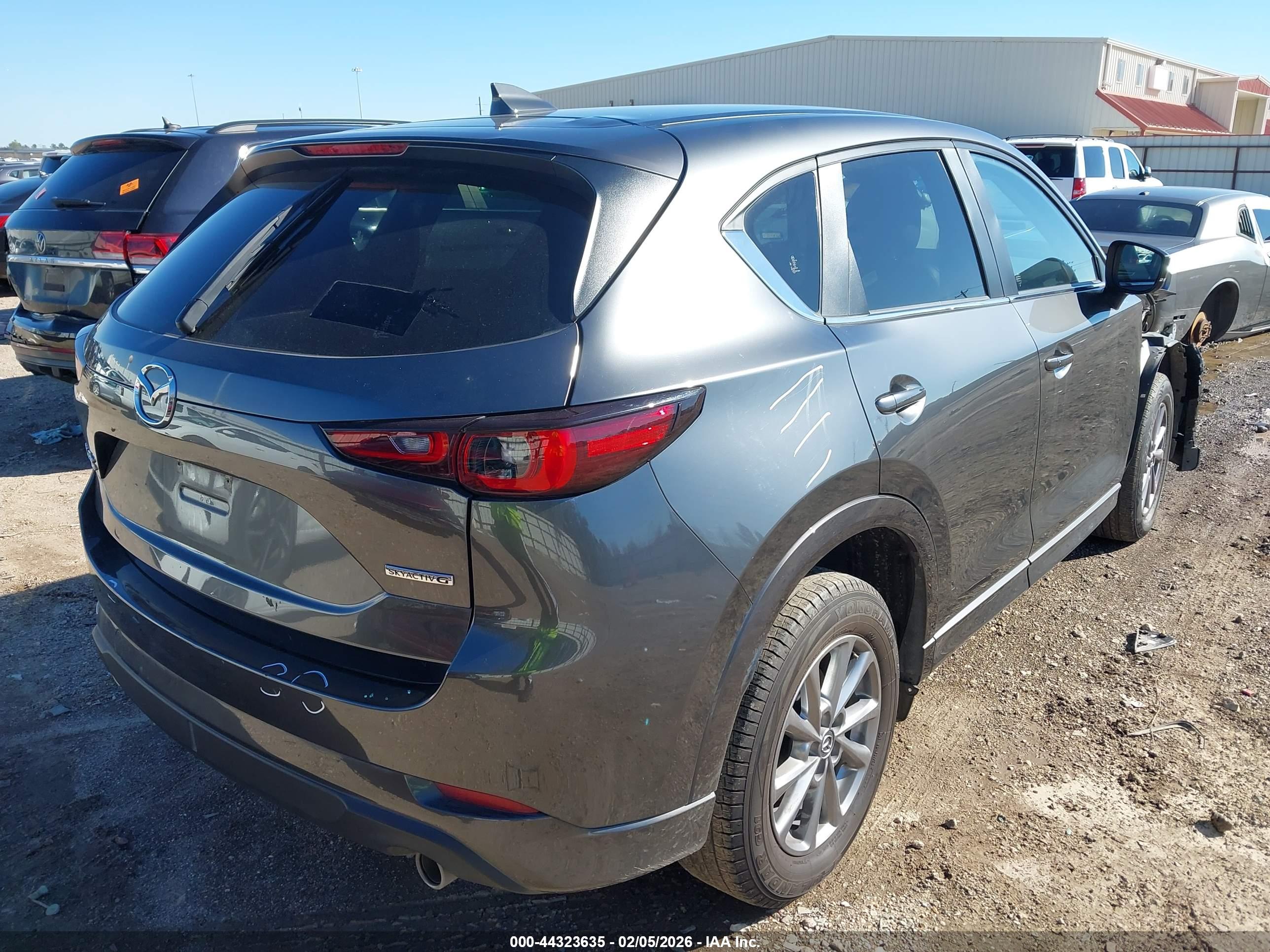 MAZDA CX-5 image 4