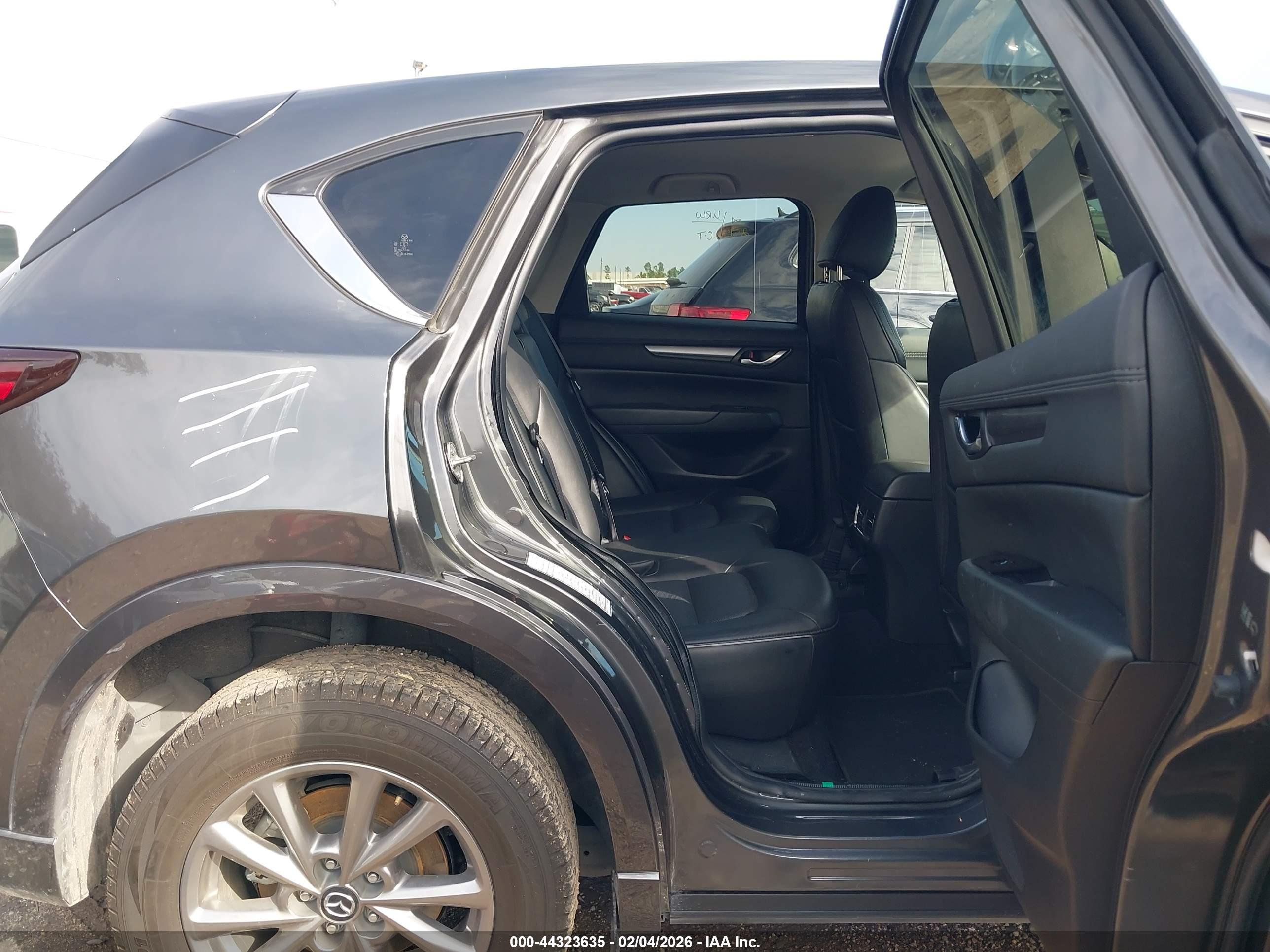 MAZDA CX-5 image 8
