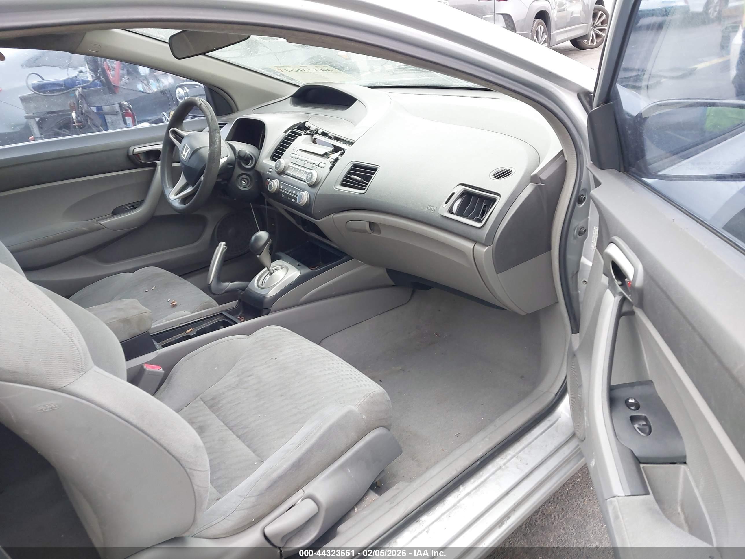 HONDA CIVIC image 5