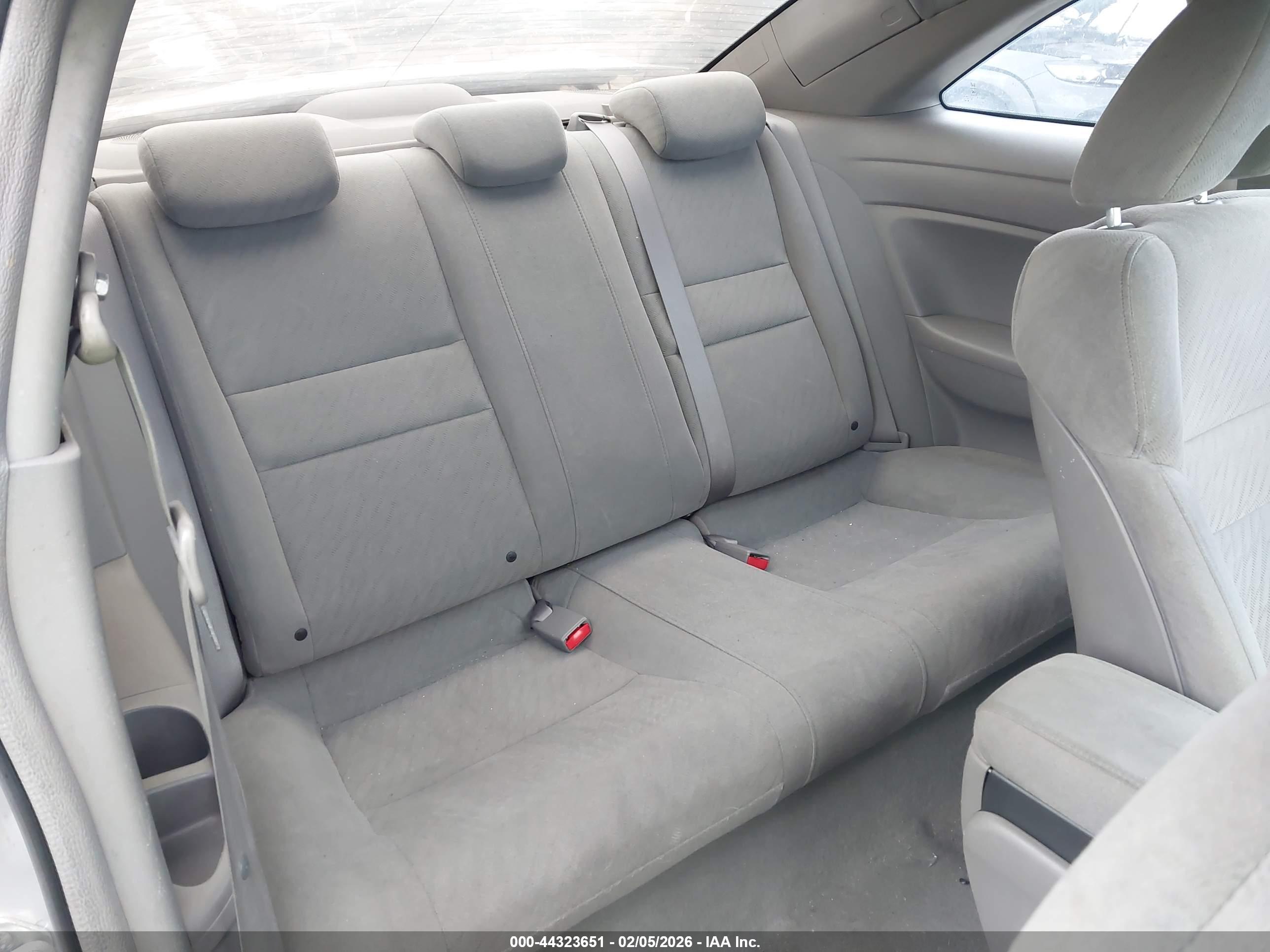 HONDA CIVIC image 8