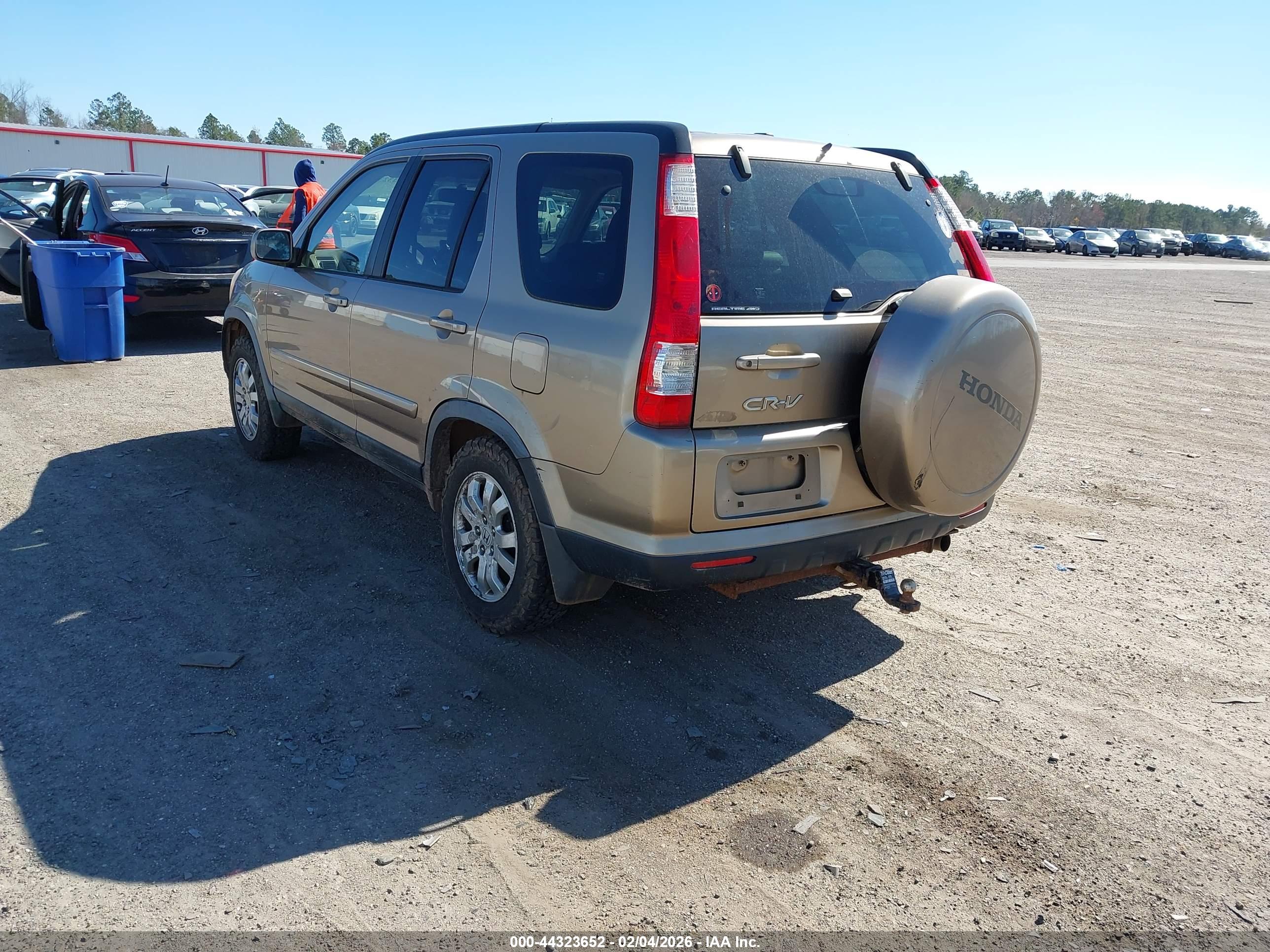 HONDA CR-V image 3