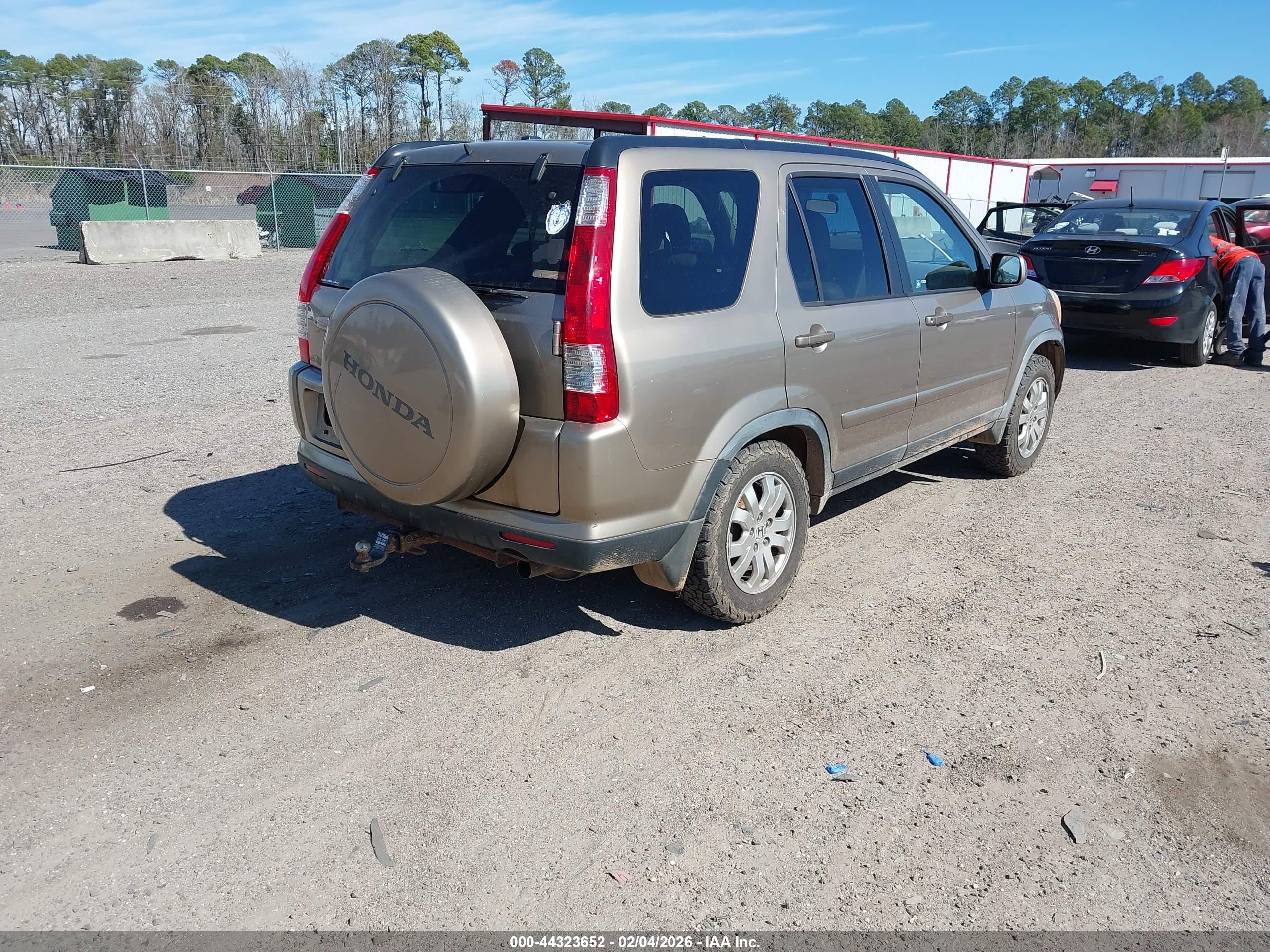 HONDA CR-V image 4