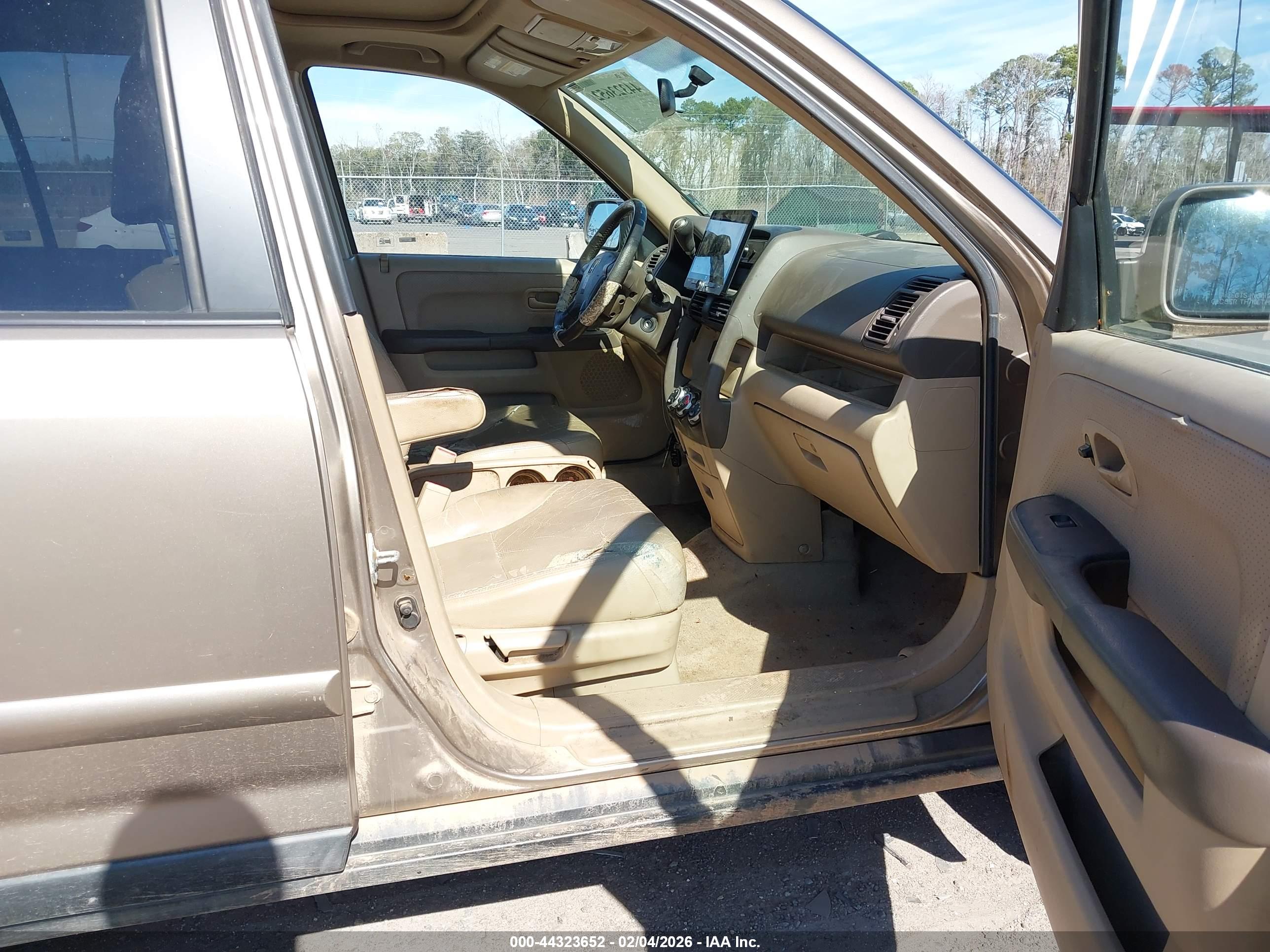 HONDA CR-V image 5