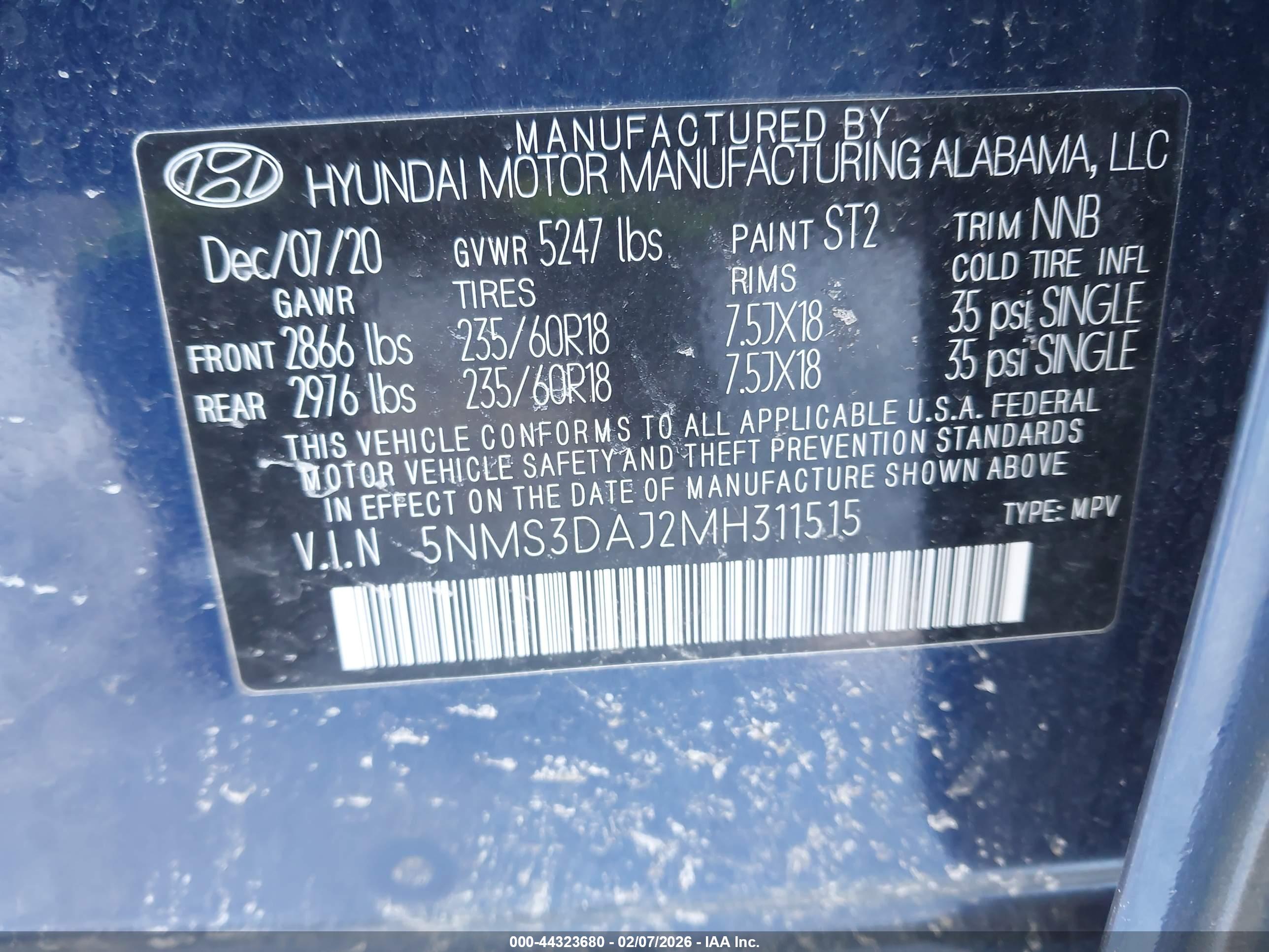 HYUNDAI SANTA image 9