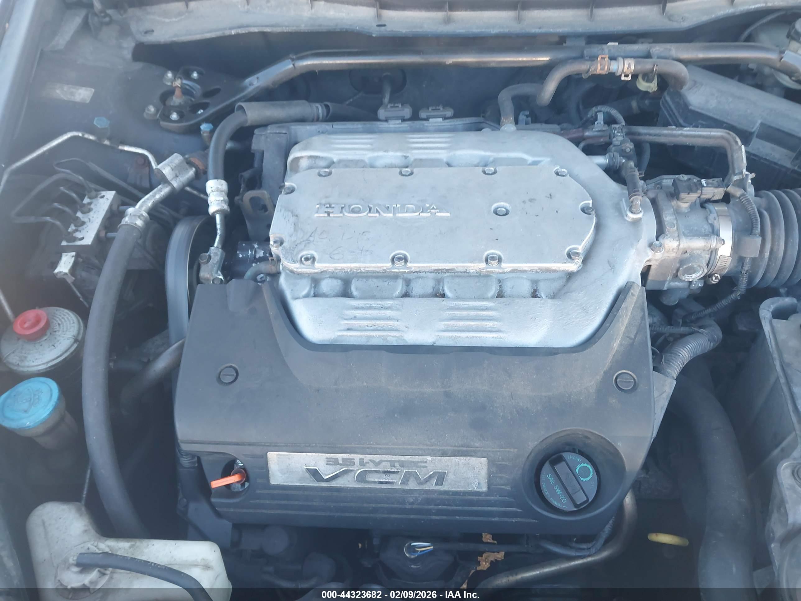 HONDA ACCORD image 10