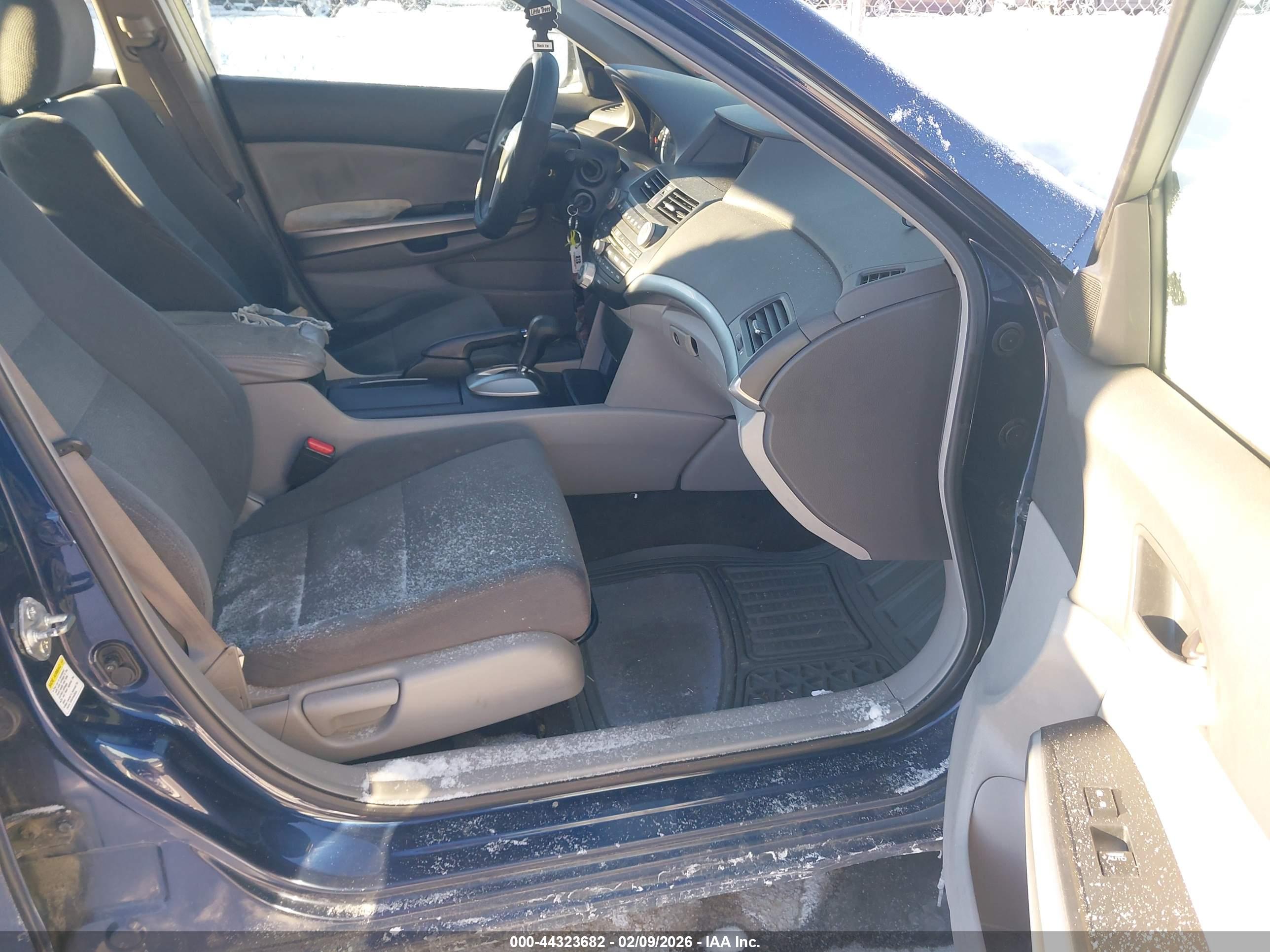 HONDA ACCORD image 5