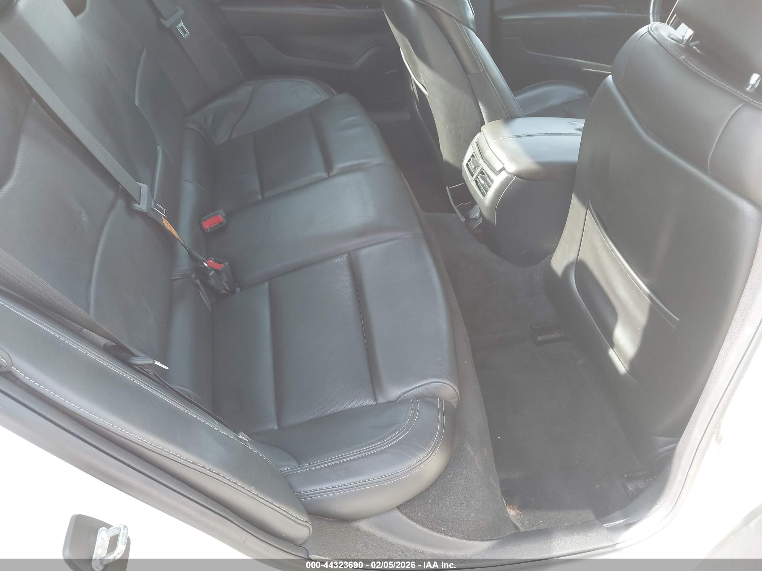 CADILLAC ATS image 8