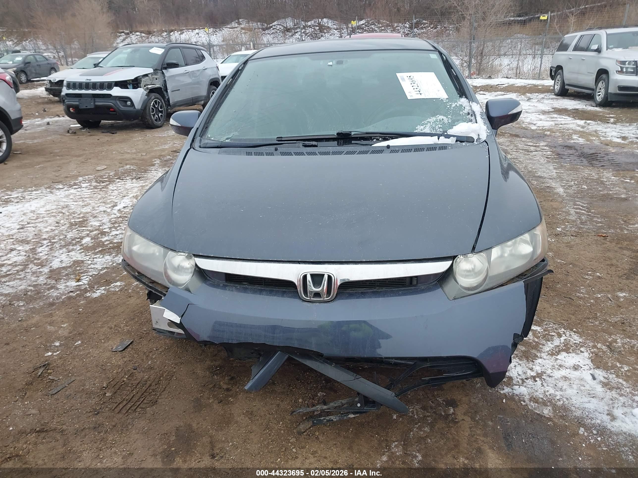 HONDA CIVIC image 6