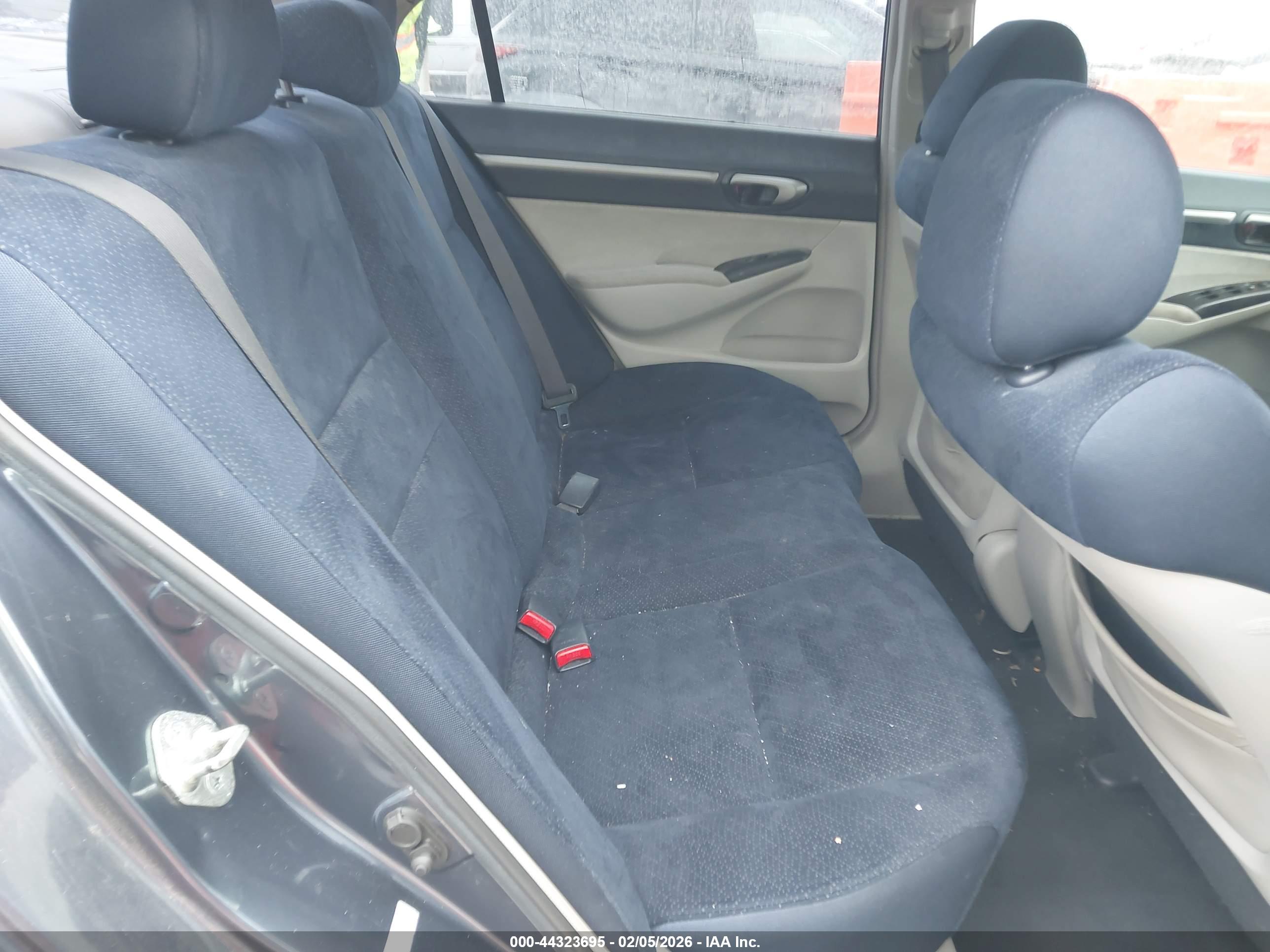 HONDA CIVIC image 8