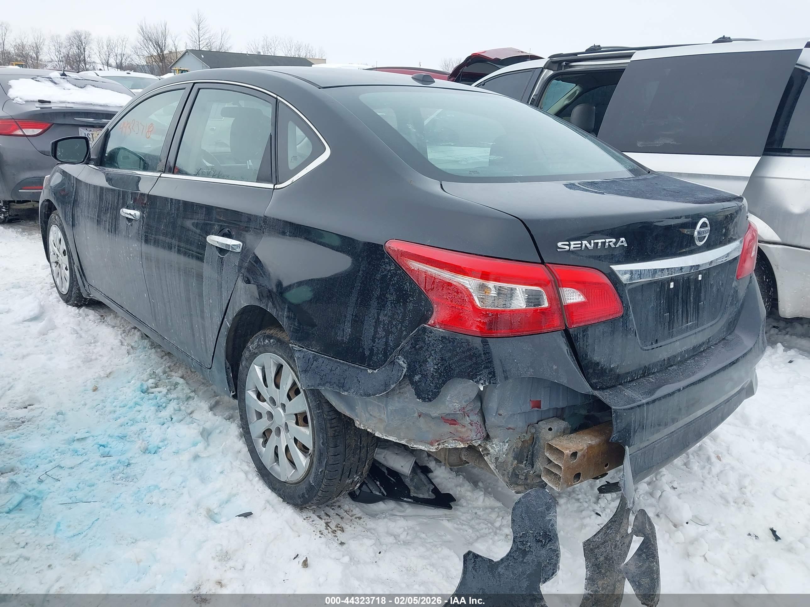 NISSAN SENTRA image 3