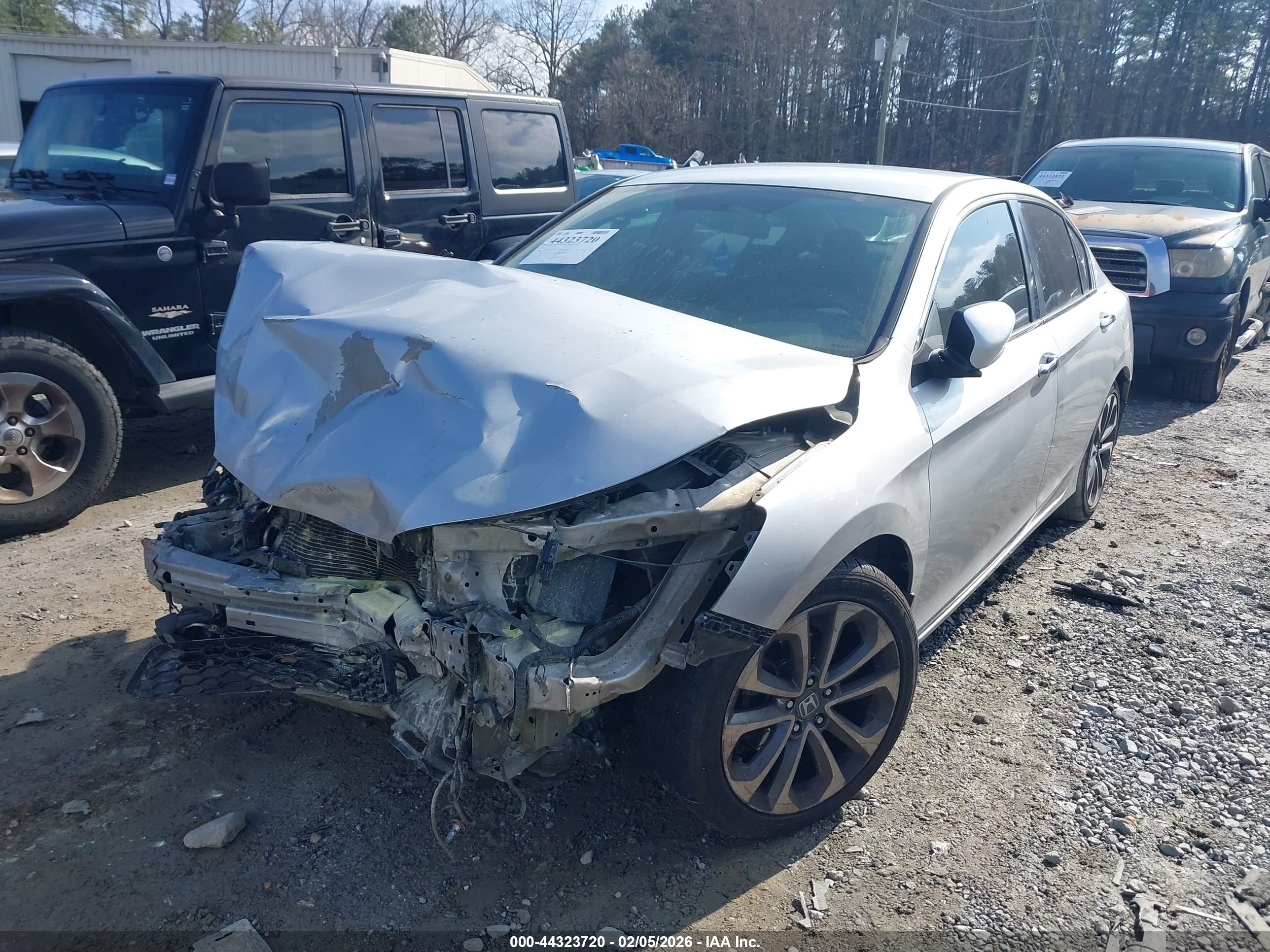 HONDA ACCORD image 2