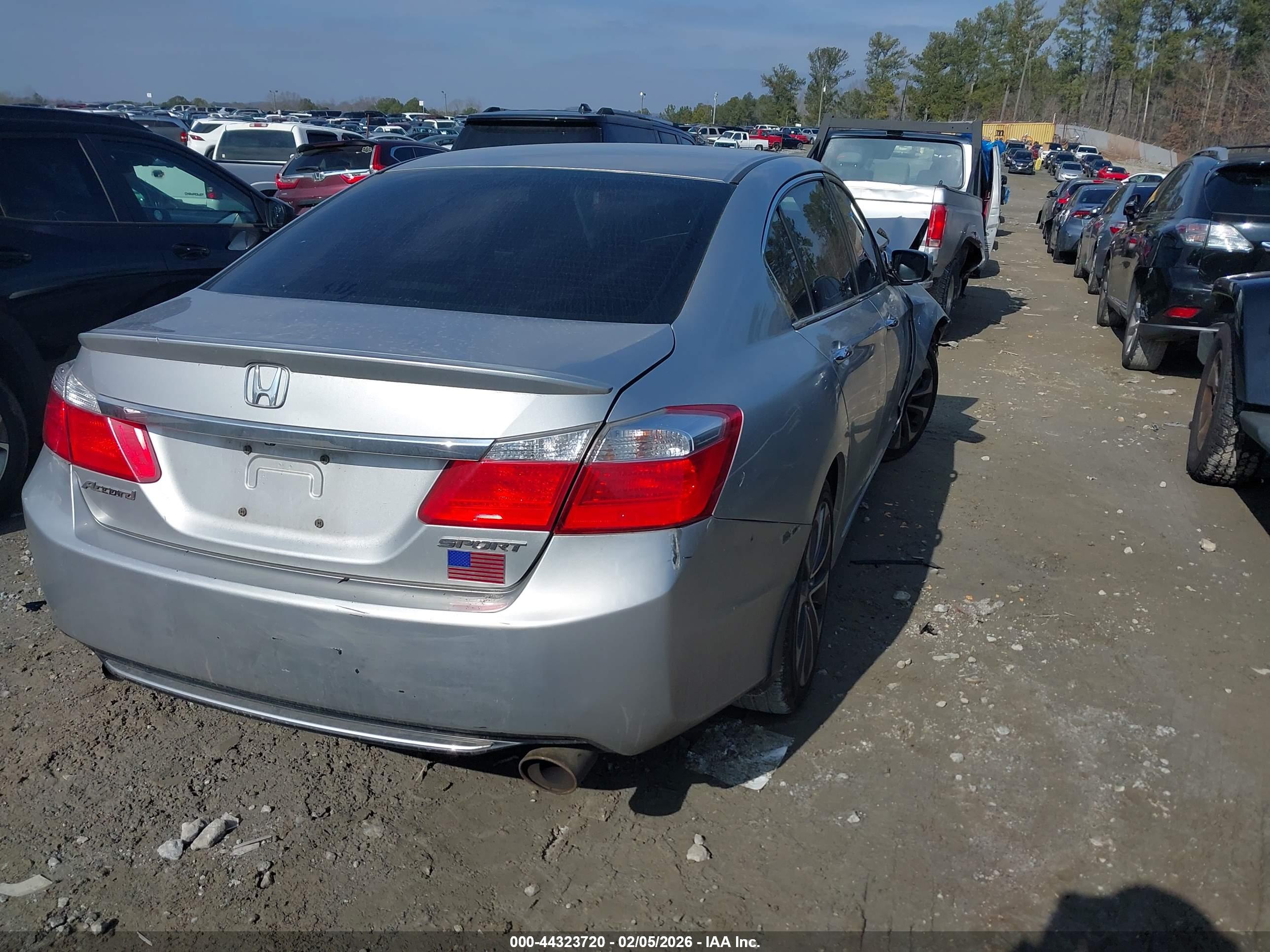 HONDA ACCORD image 4